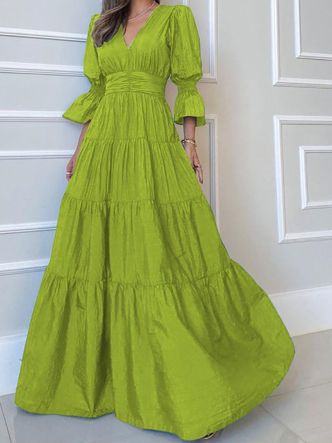 

StyleCast x Revolte A-Line Midi Dress, Green