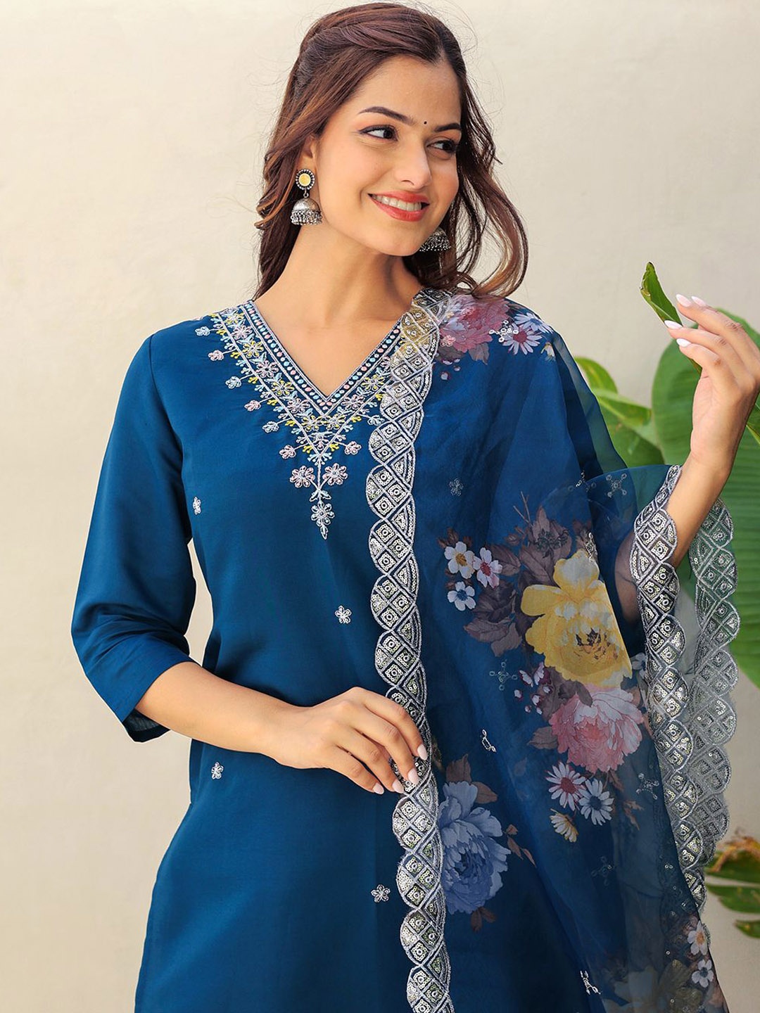 

Anouk Teal Floral Embroidered Regular Sequinned Pure Silk Kurta With Trouser With Dupatta
