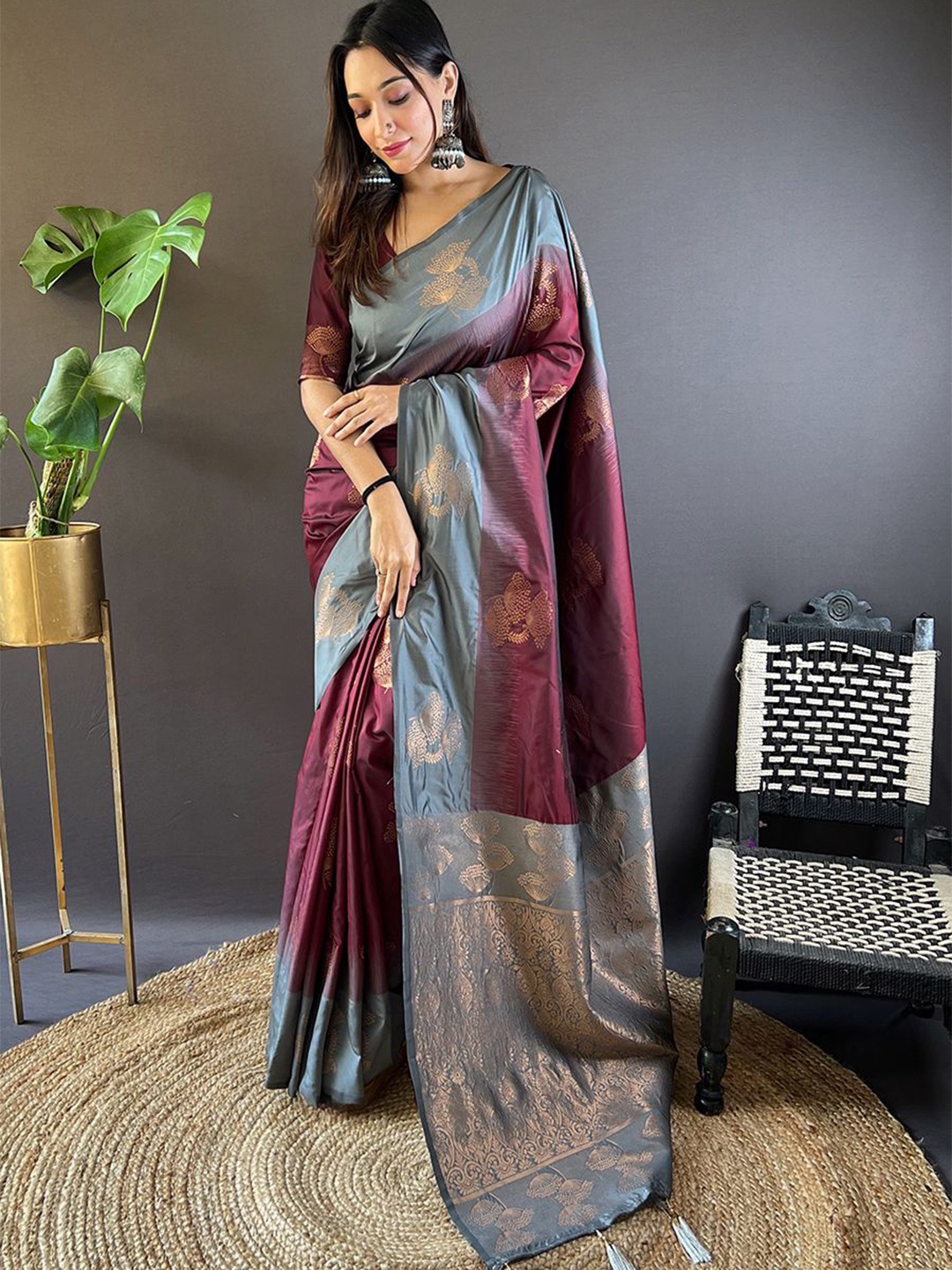 

Kalista Ethnic Motifs Zari Silk Blend Saree, Burgundy