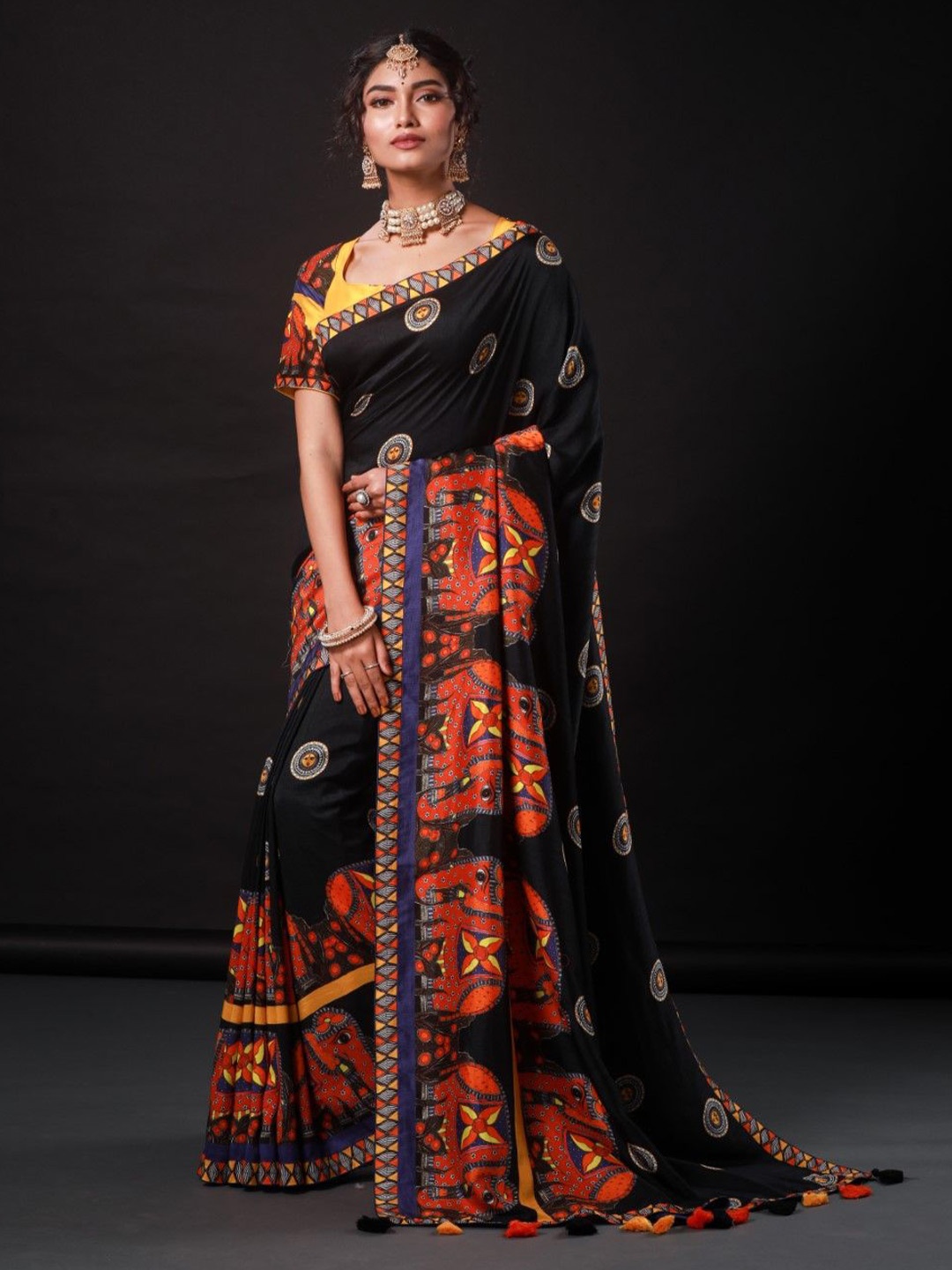 

House of Deepthi Ethnic Motifs Printed Saree, Black