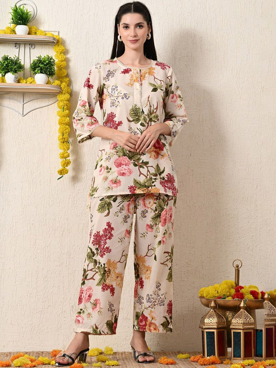 

AVYCO Printed Round Neck Top With Trousers Co-Ords Set, Cream