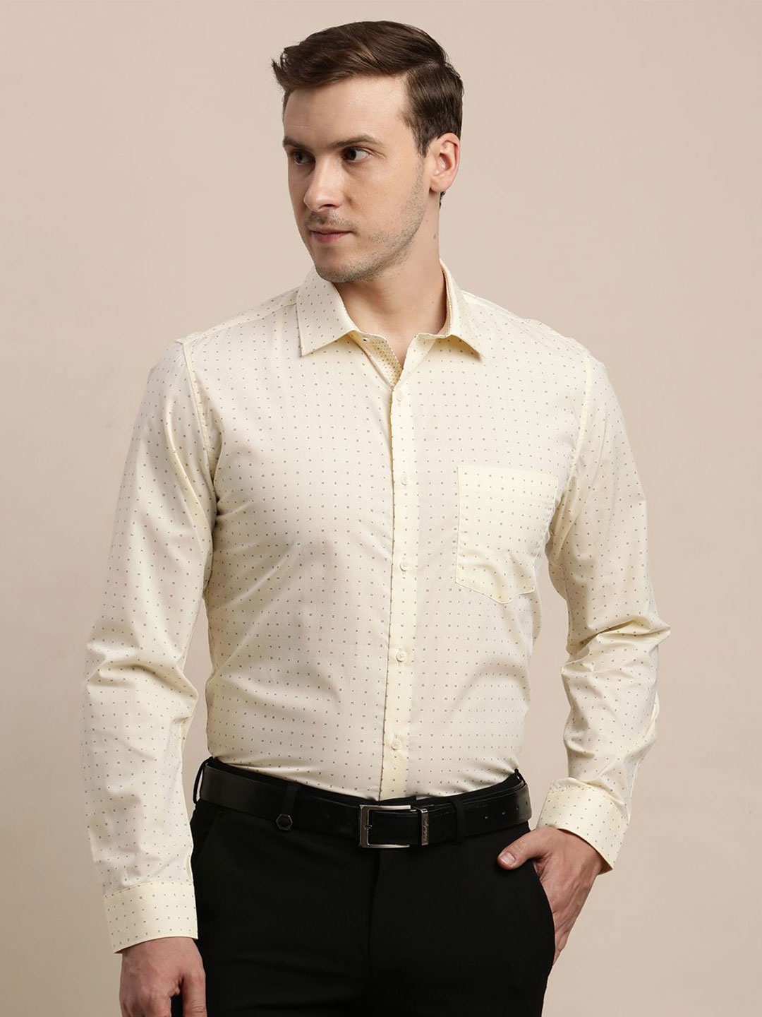

Turtle Men Standard Spread Collar Micro Ditsy Printed Cotton Formal Shirt, Beige