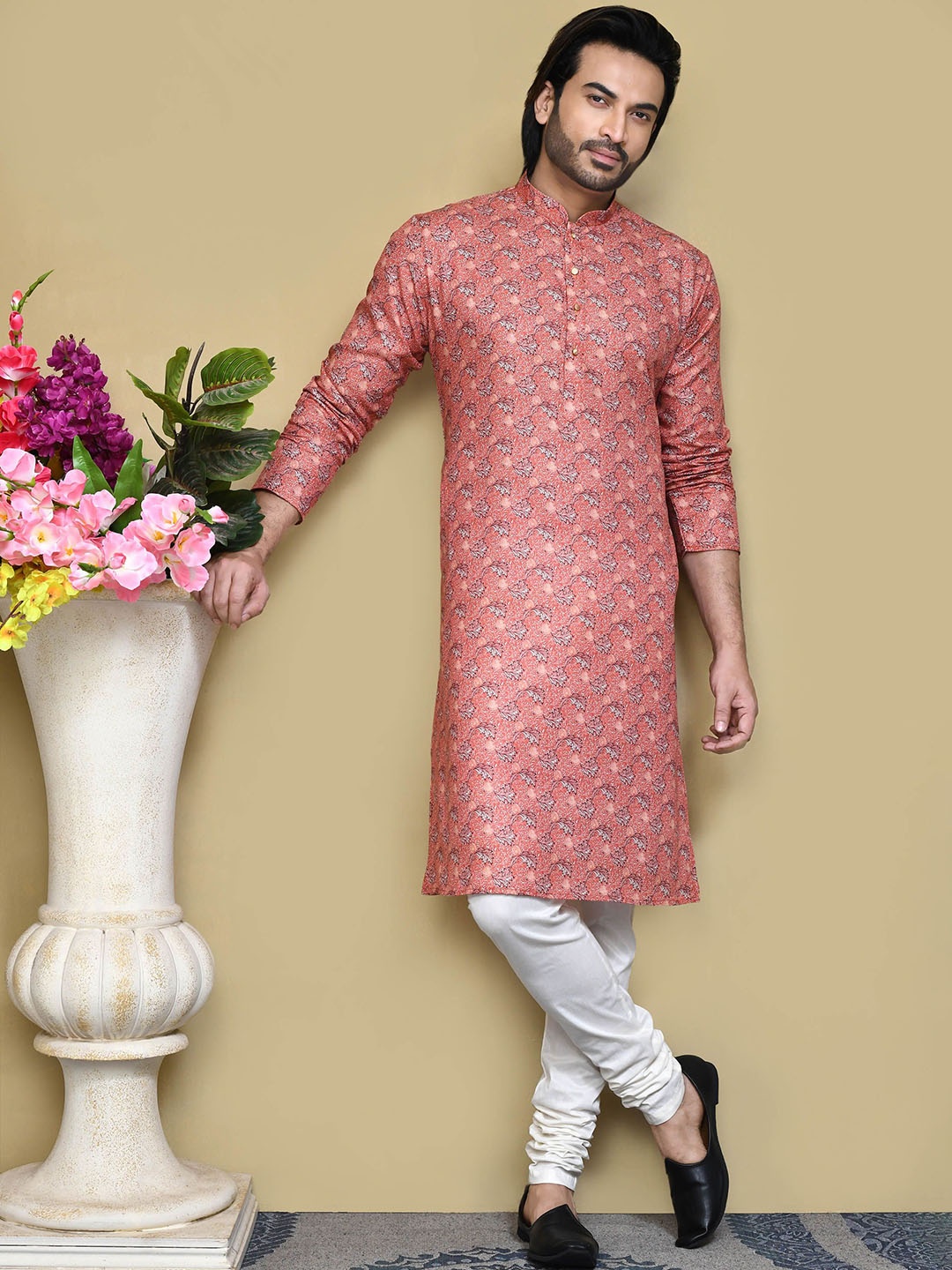 

RANAK Men Geometric Printed Thread Work Kurta, Multi