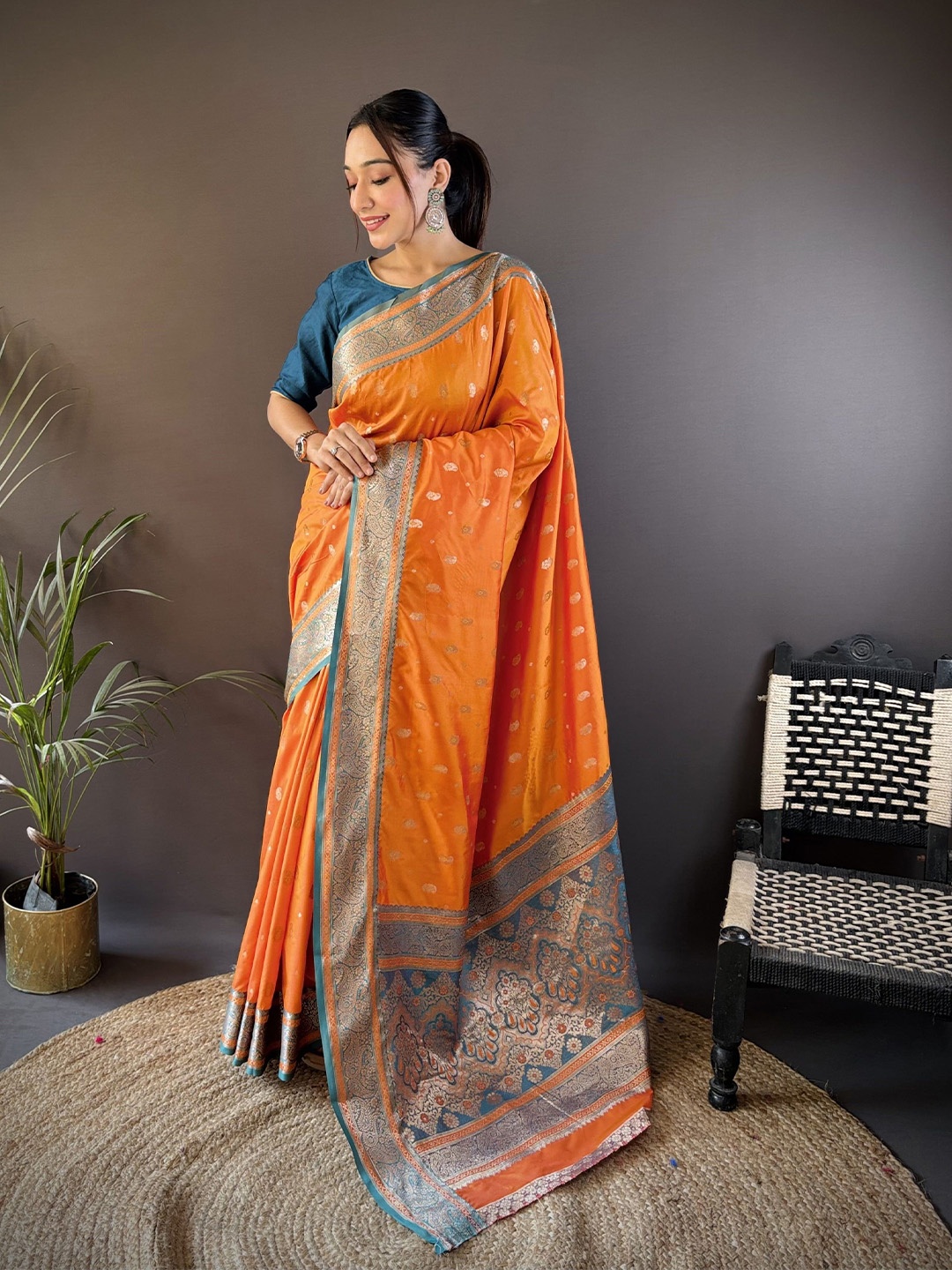 

RAJ DHARMA SILK Woven Design Zari Silk Blend Banarasi Saree, Orange