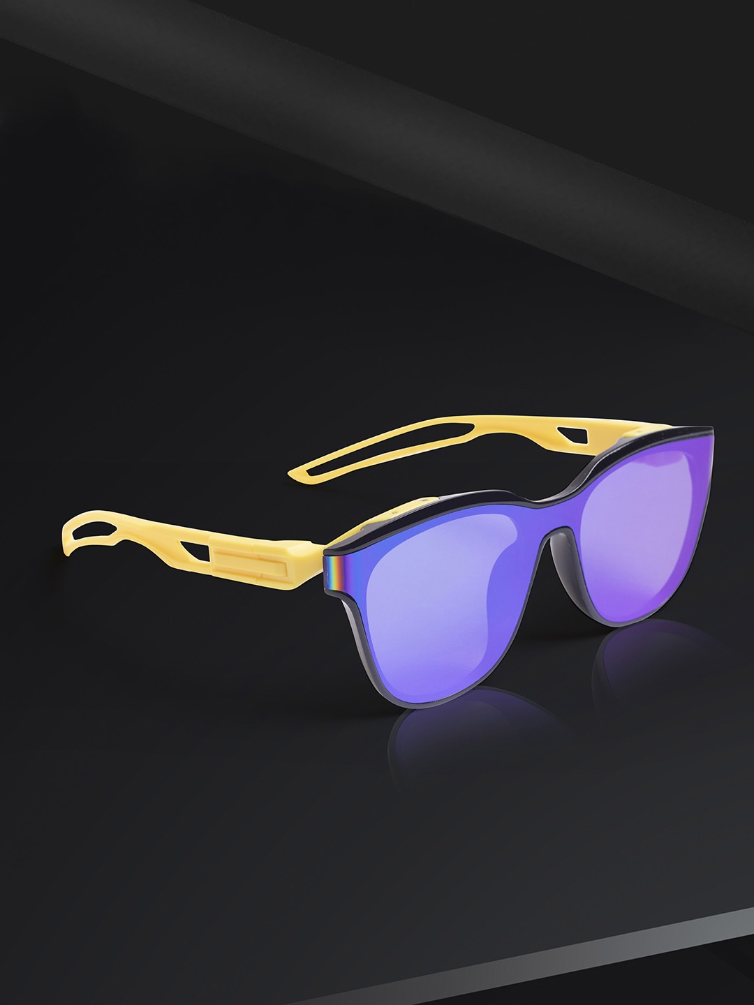 

DIMEH Unisex Sports Sunglasses with Polarised and UV Protected Lens, Blue