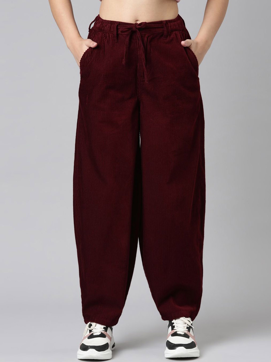 

ZHEIA Women Loose Fit High-Rise Corduroy Anti Fit Trousers, Maroon