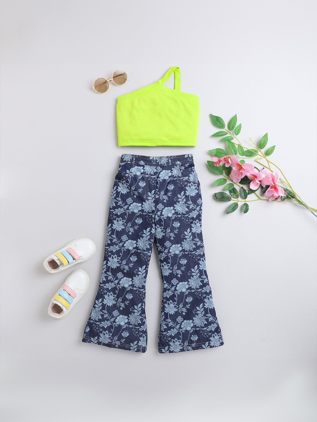 

taffykids Girls One Shoulder Top with Trousers, Fluorescent green