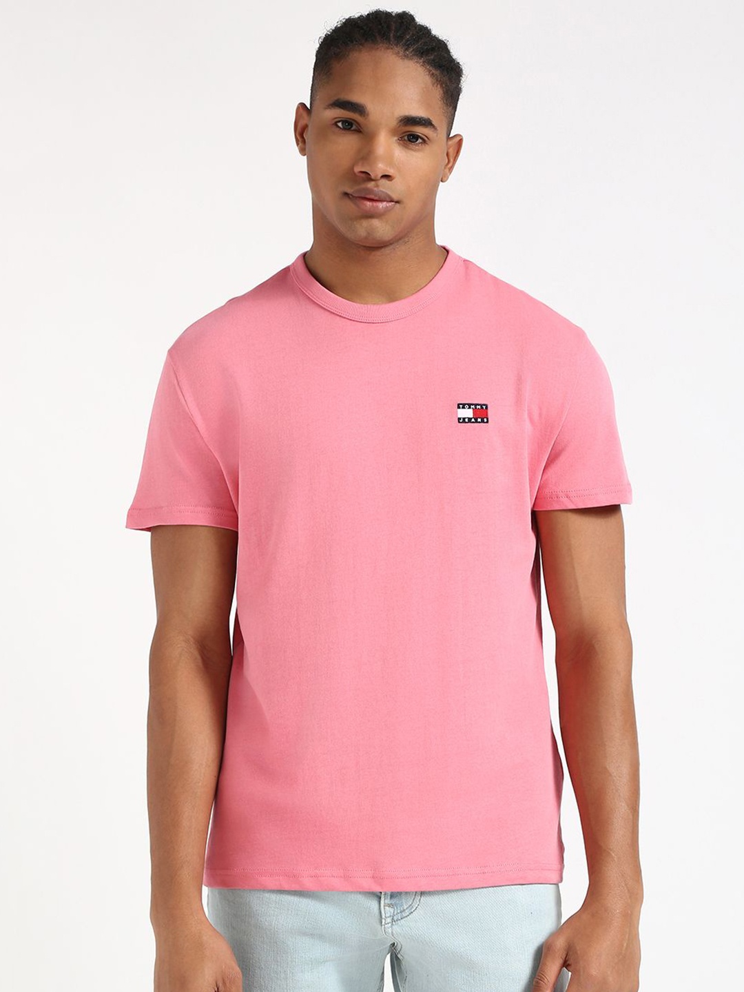 

Tommy Hilfiger Men Solid Round Neck Pure Cotton T-shirt, Pink