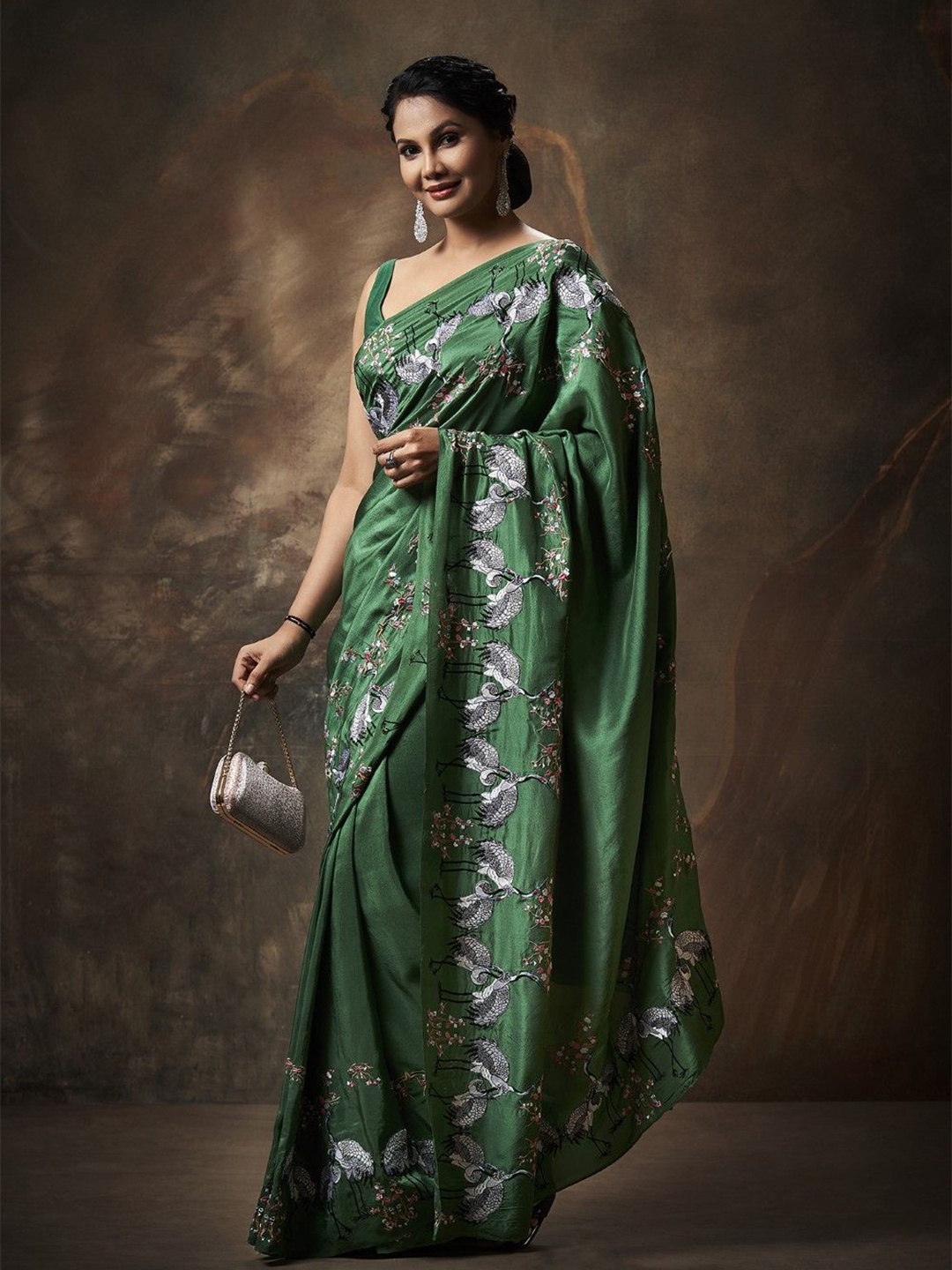 

House of Deepthi Floral Embroidered Pure Silk Saree, Green