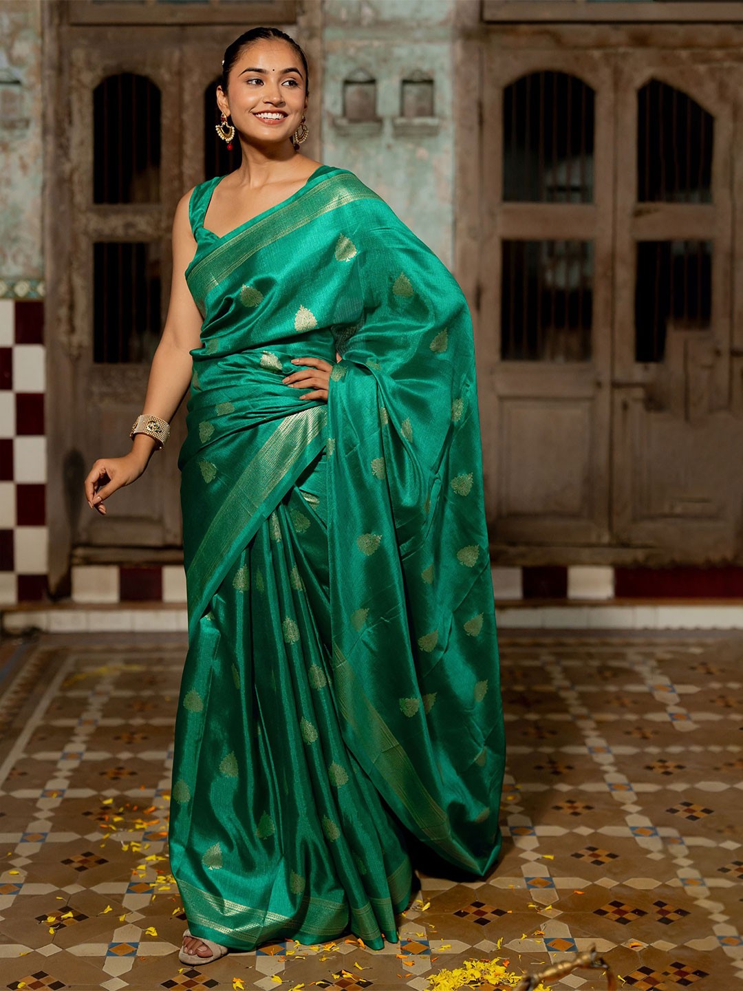 

KALINI Ethnic Motifs Zari Saree, Green