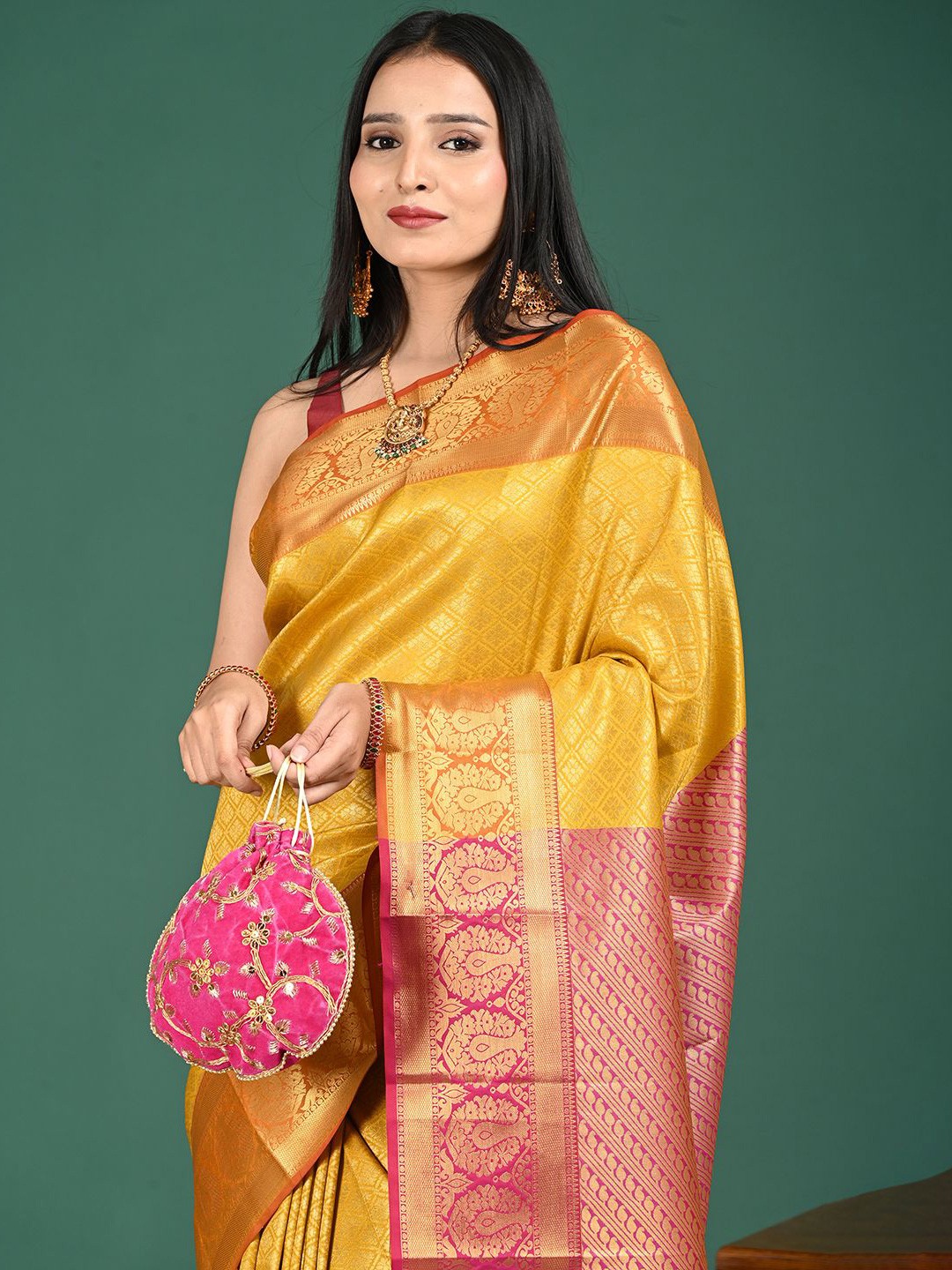 

HELLA FASHIONS Woven Design Zari Art Silk Saree, Yellow