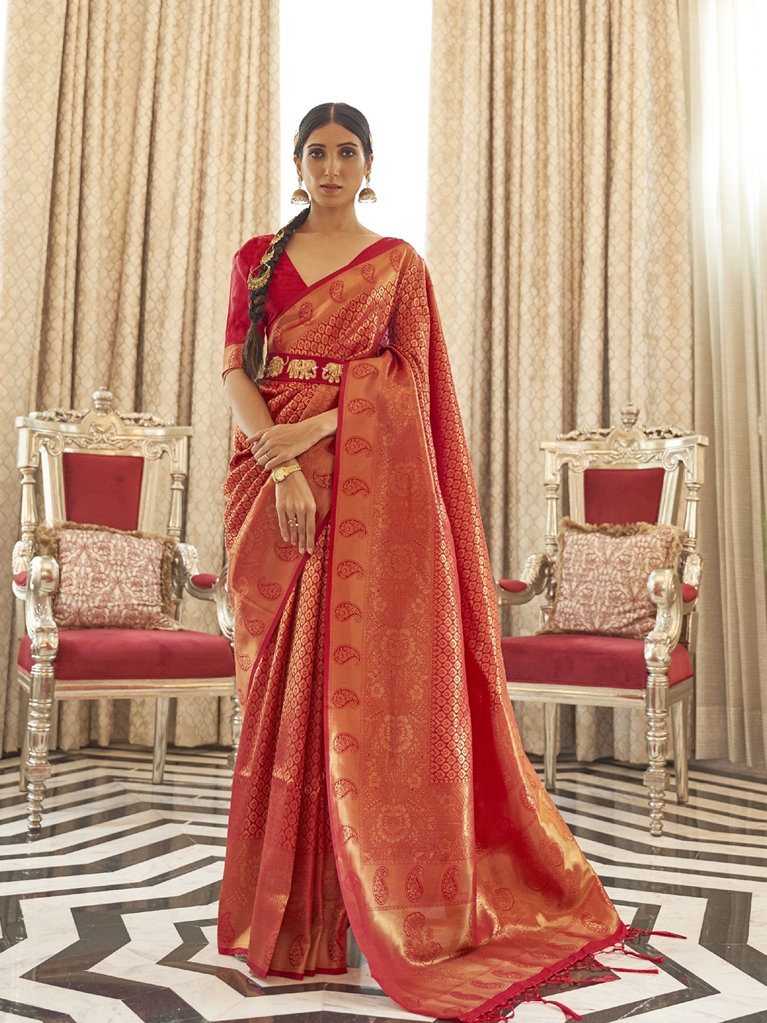 

Rujave Woven Design Saree With Blouse Piece, Red