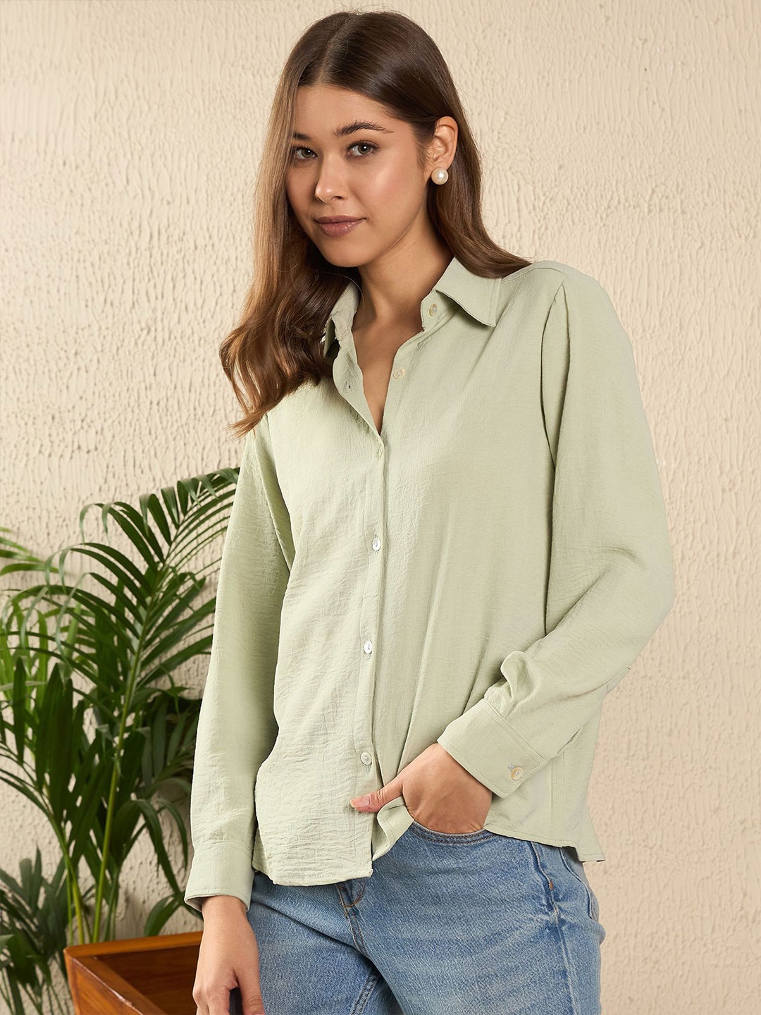 

The Roadster Lifestyle Co. Women Spread Collar Textured Casual Shirt, Green