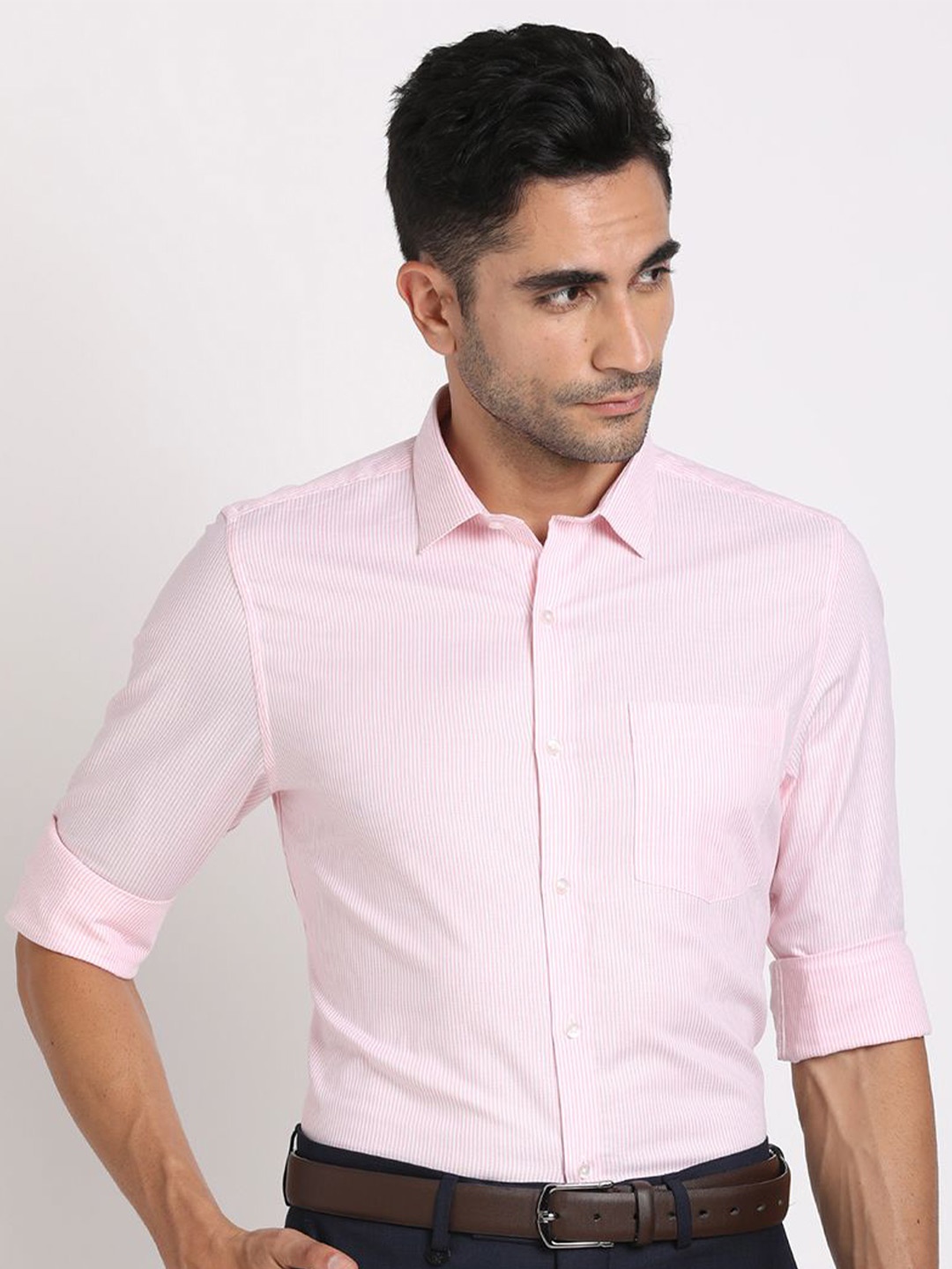 

Turtle Men Standard Spread Collar Vertical Striped Cotton Formal Shirt, Pink