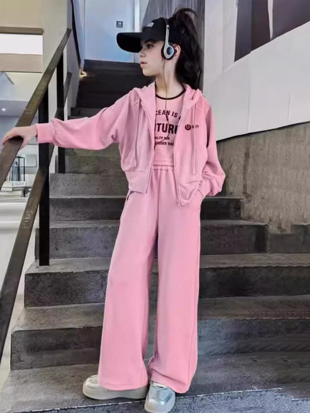 

FOREVER FRIDAY Girls Printed Trousers, Pink
