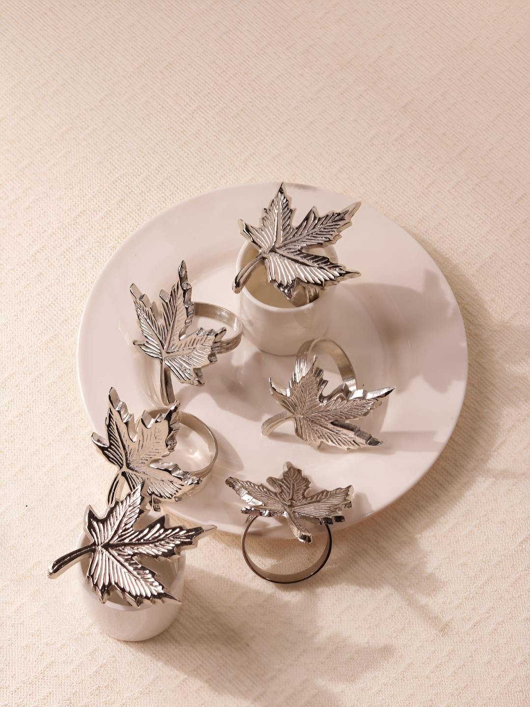 

Glimpse Homes Set of 6 Silver Maple Leaf Leaf Tissue Holders