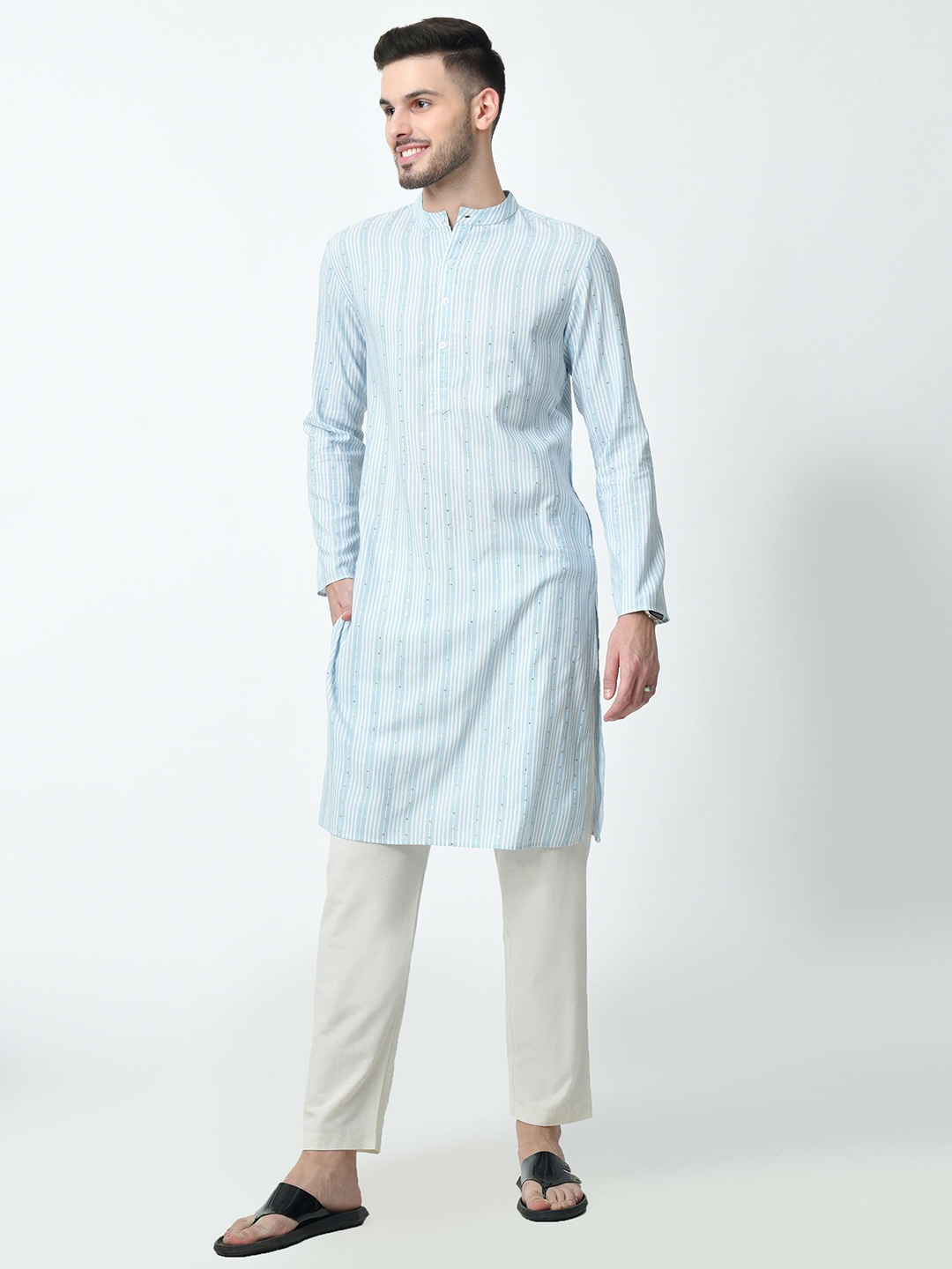 

ALL WAYS YOU Men Embellished Thread Work Kurta, Blue