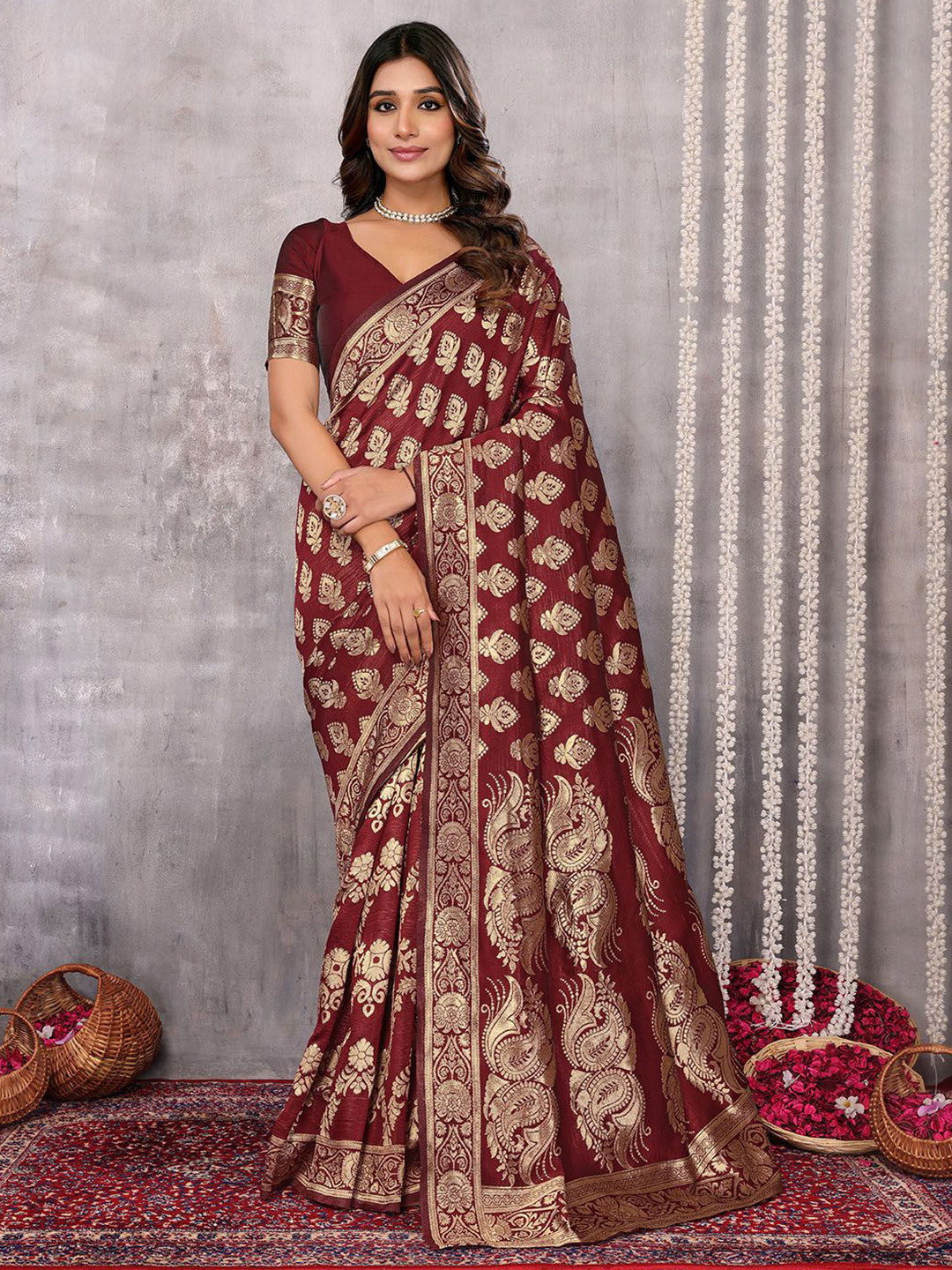 

KALINI Ethnic Motifs Zari Banarasi Saree, Maroon