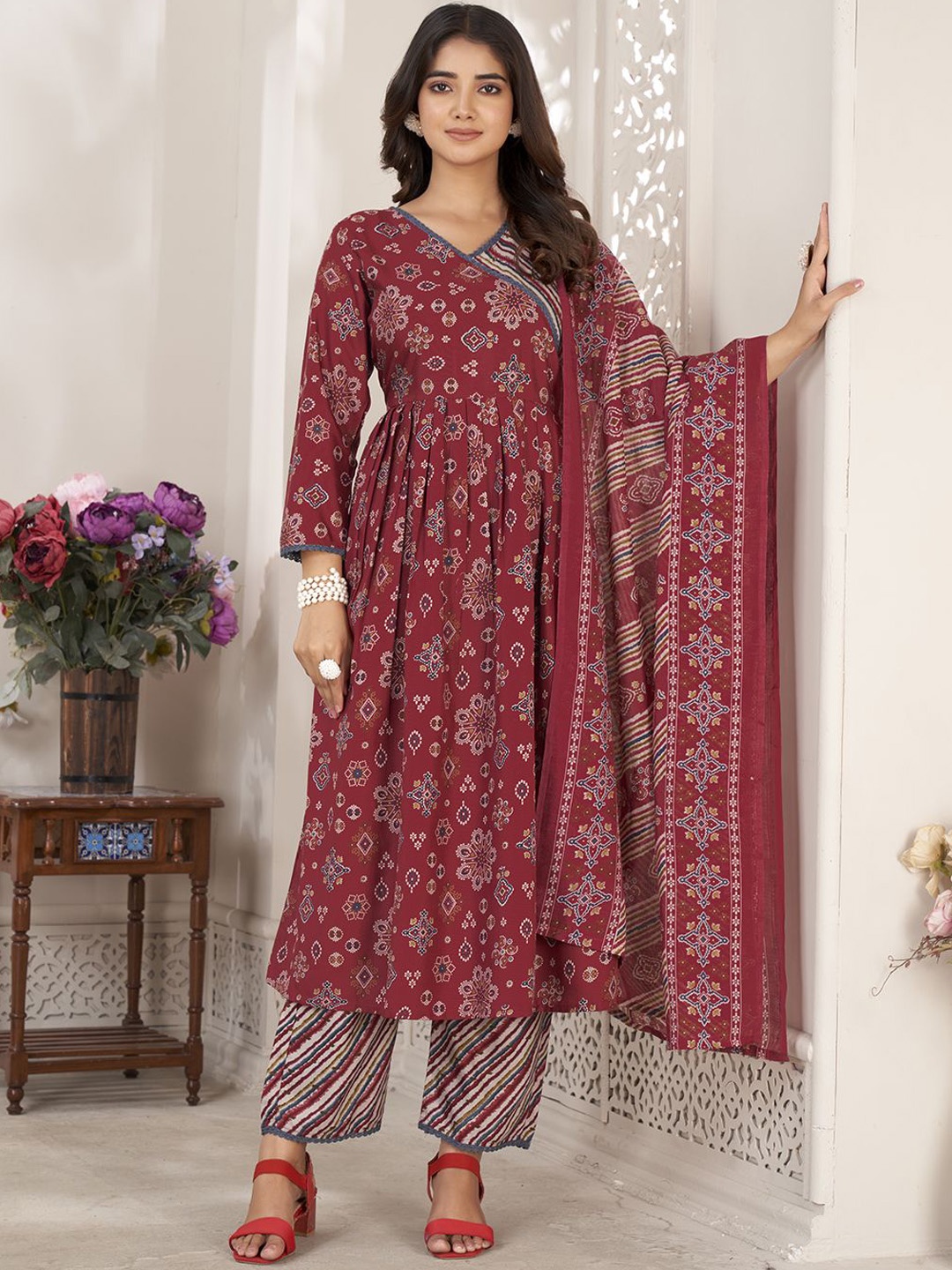 

KALINI Women Ethnic Motifs Printed Regular Kurta with Palazzos & With Dupatta, Red