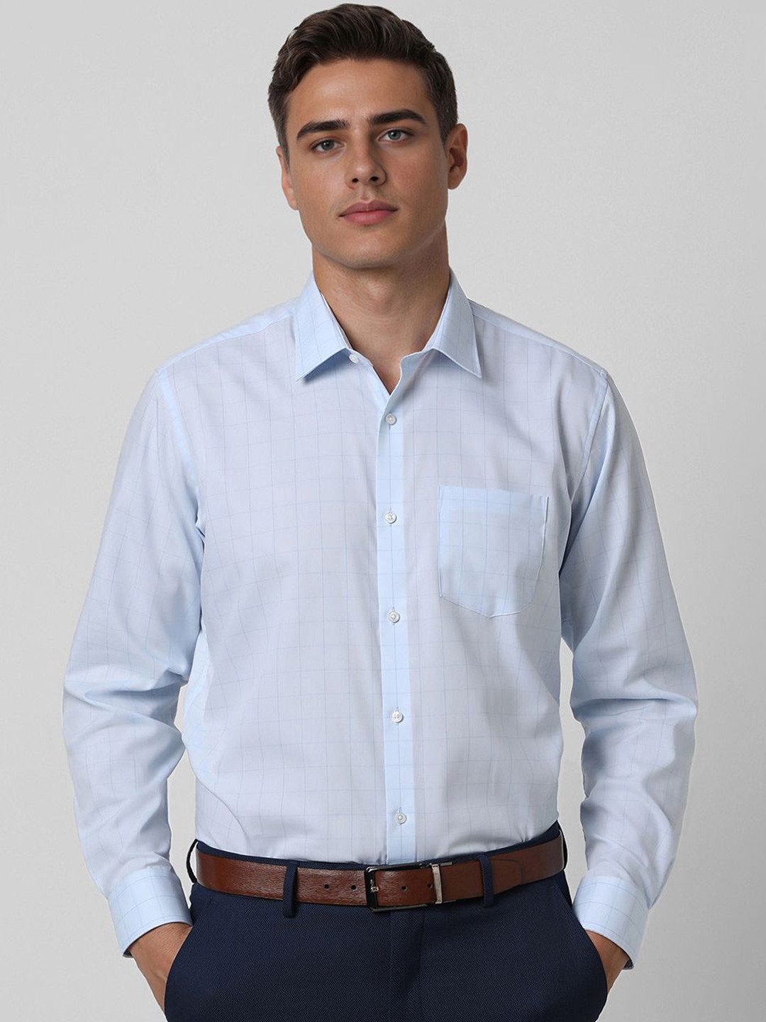 

Van Heusen Men Spread Collar Checked Cotton Formal Shirt, Blue