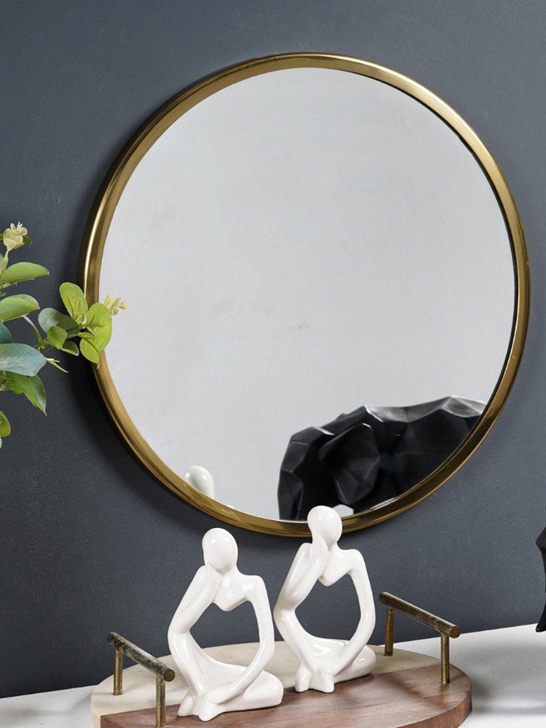 

THE ARTMENT Goldtoned Round Wall Mirror, Gold