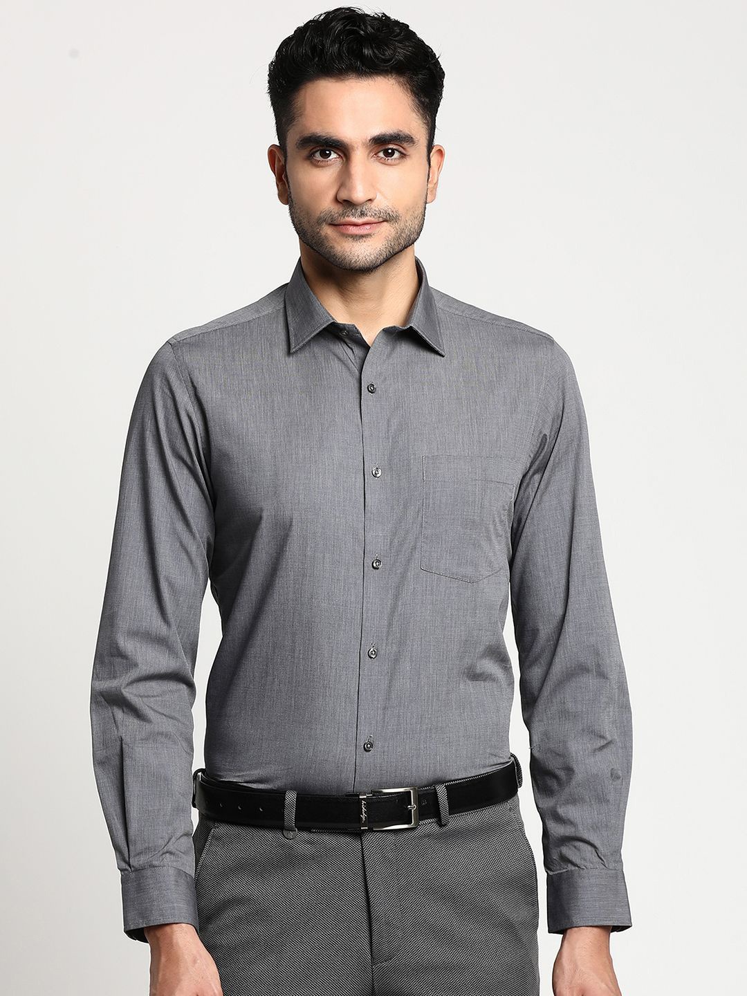 

Turtle Men Standard Spread Collar Solid Cotton Formal Shirt, Grey