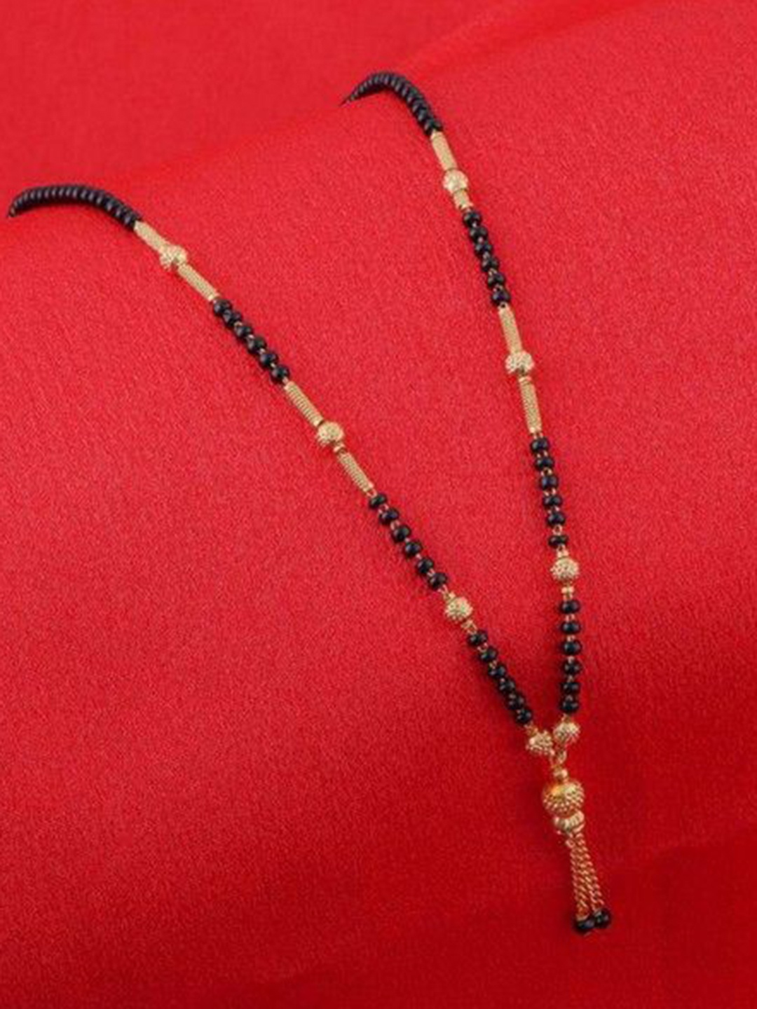 

Wynona Gold Plated Artificial Beads Studded Mangalsutra
