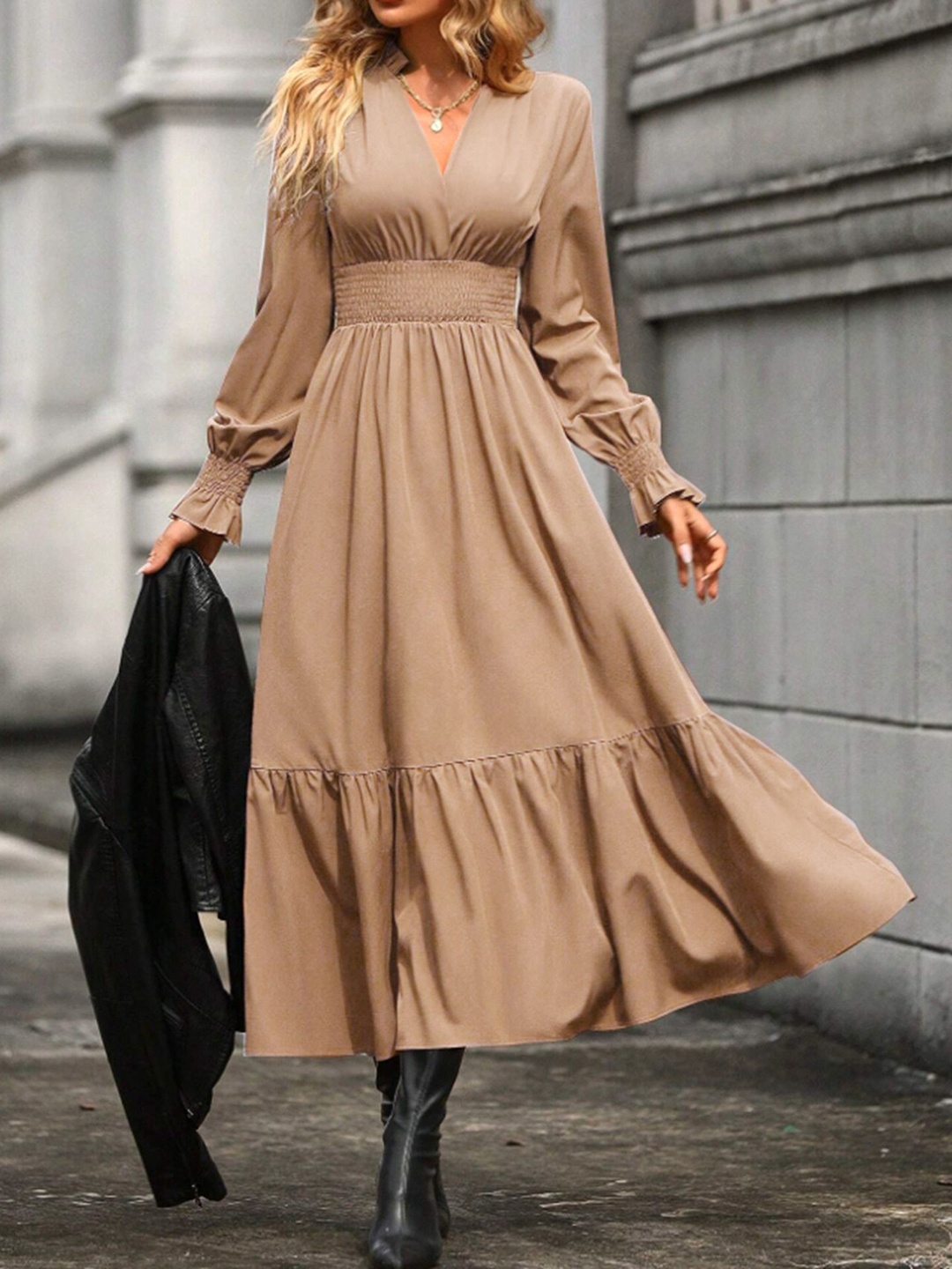 

StyleCast x Revolte A-Line Midi Dress, Khaki