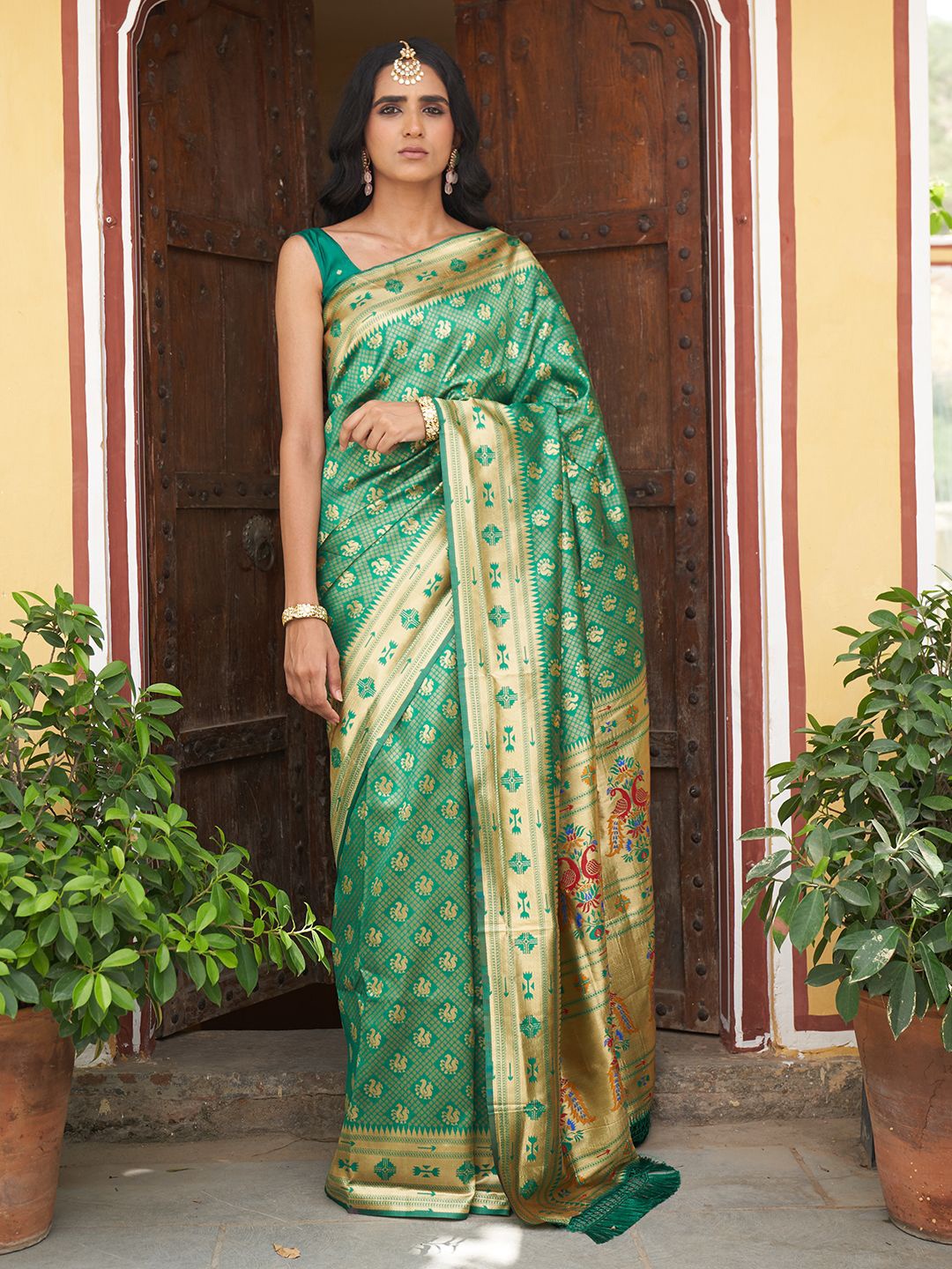 

KALINI Woven Design Zari Silk Blend Paithani Saree, Green