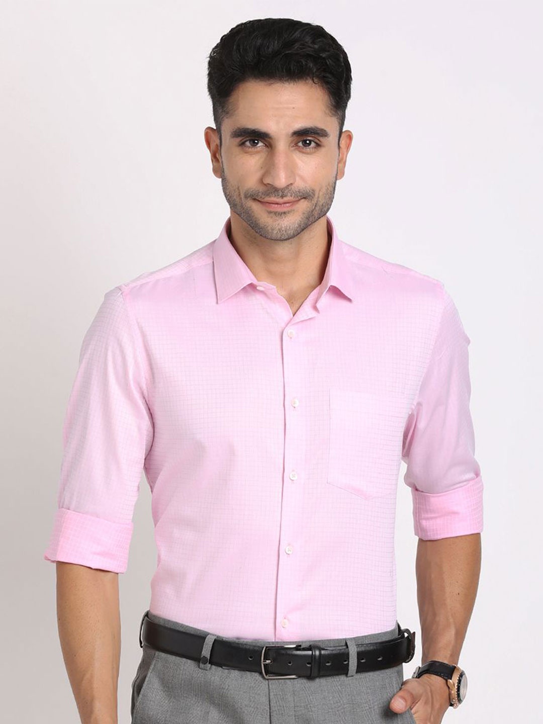 

Turtle Men Standard Spread Collar Textured Cotton Formal Shirt, Pink