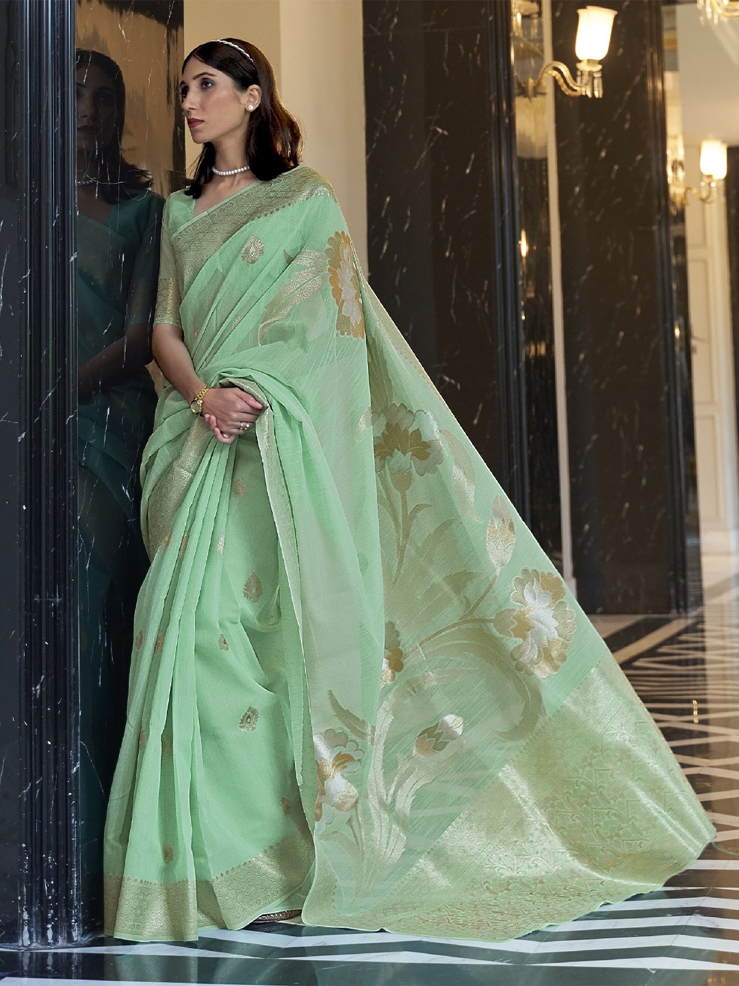 

Rujave Floral Woven Design Zari Pure Linen Saree, Green