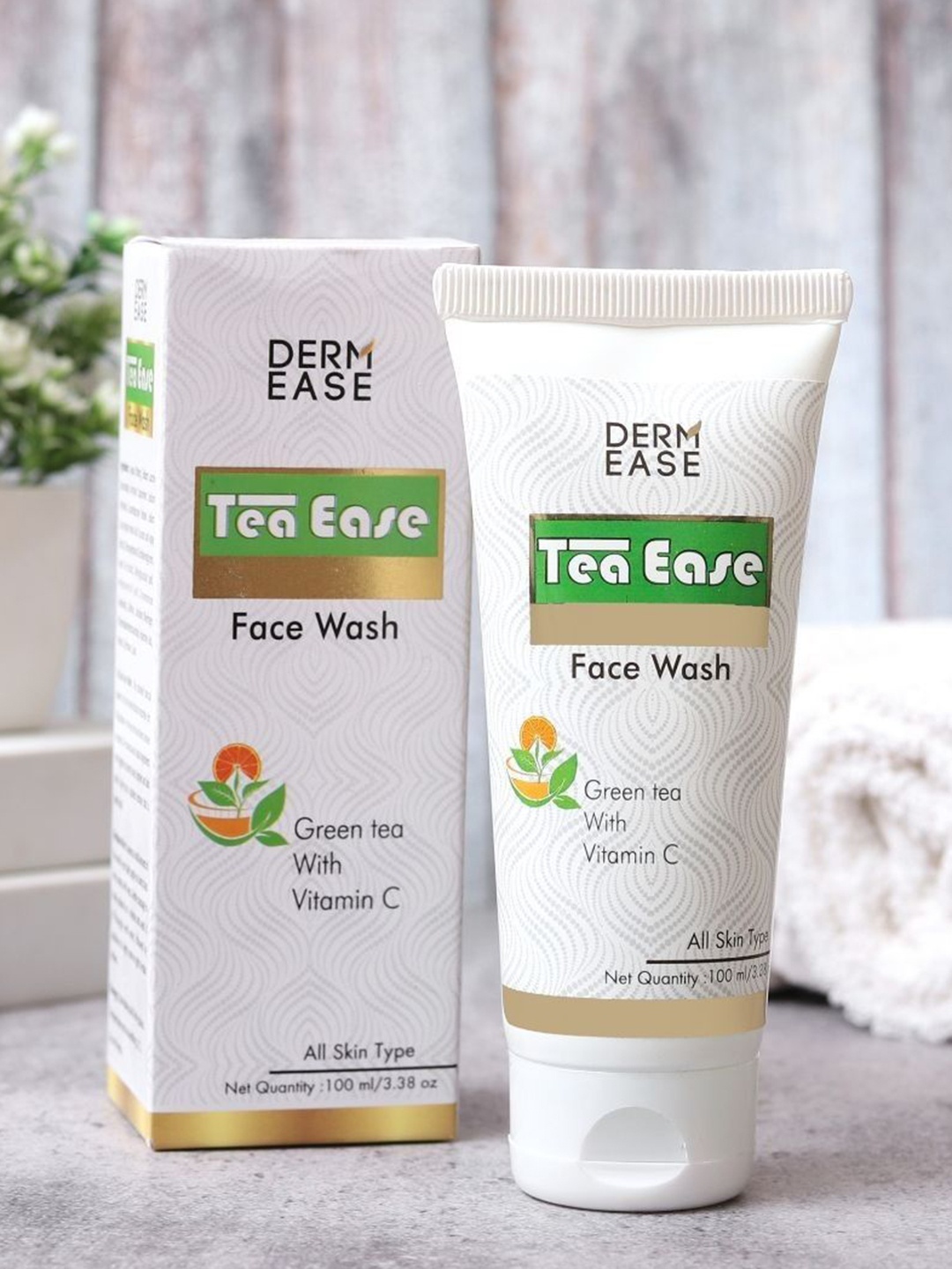 

DERMEASE Tea Ease Face Wash - 100 ml, White