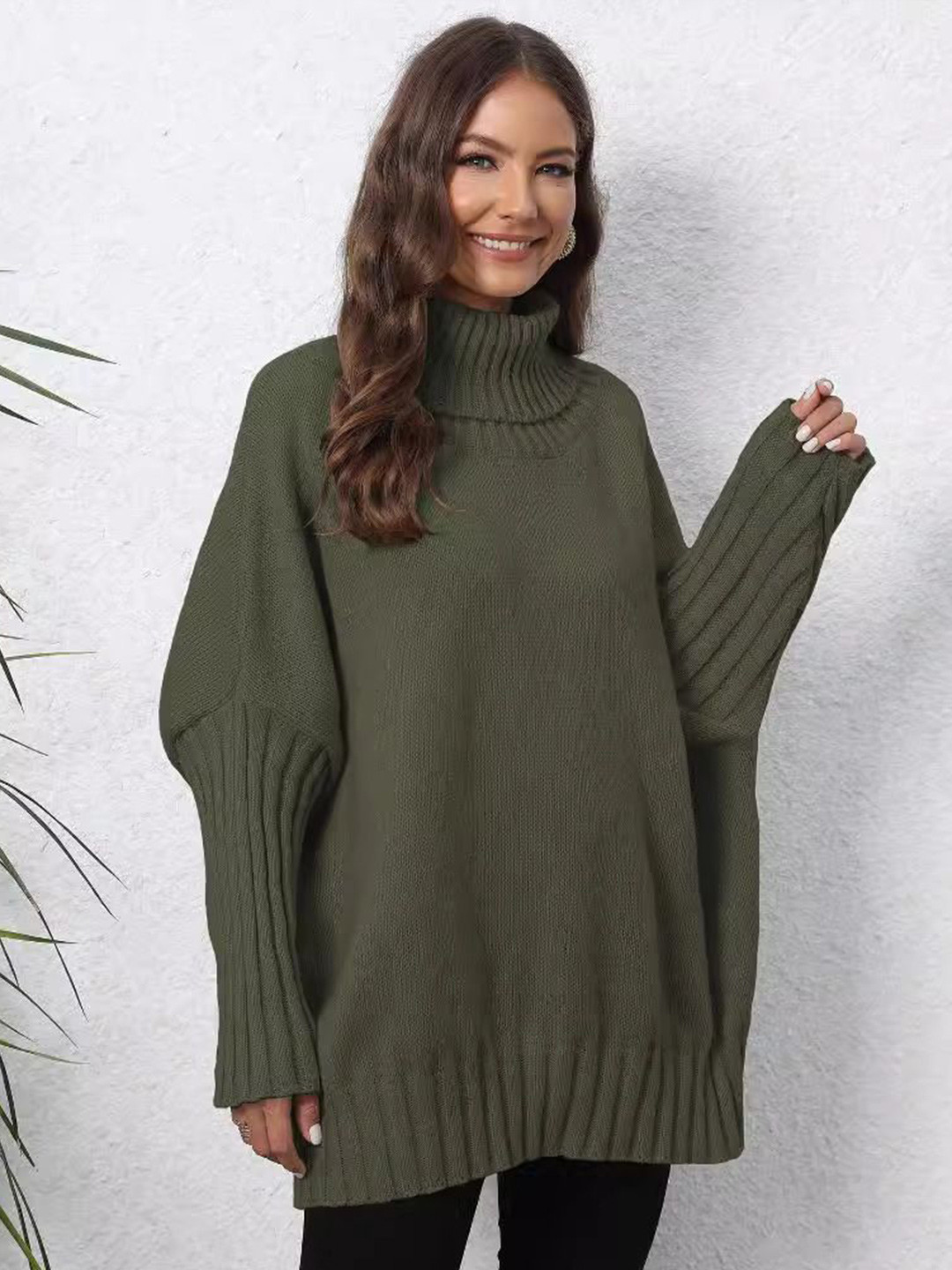 

StyleCast Women Longline Pullover, Olive