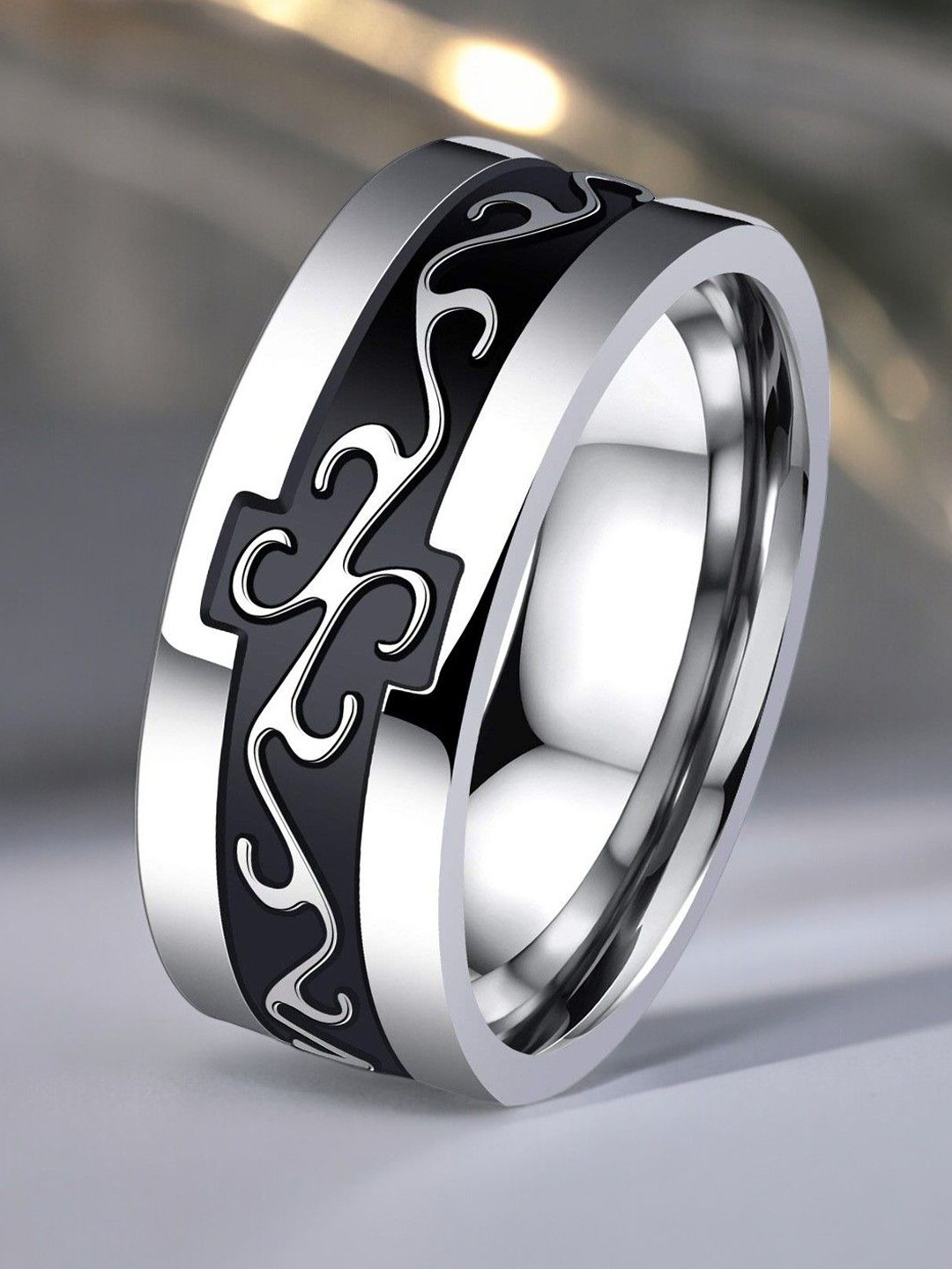 

The Roadster Lifestyle Co Celtic Symbol Band Finger Ring, Silver