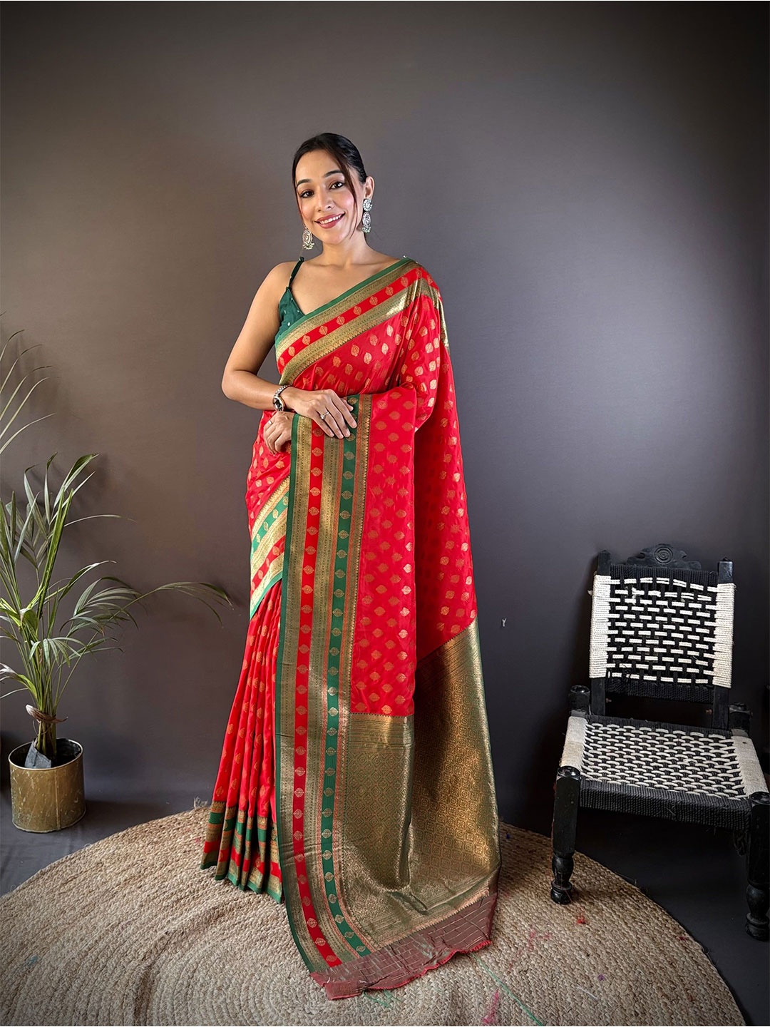 

RAJ DHARMA SILK Woven Design Zari Banarasi Saree, Red