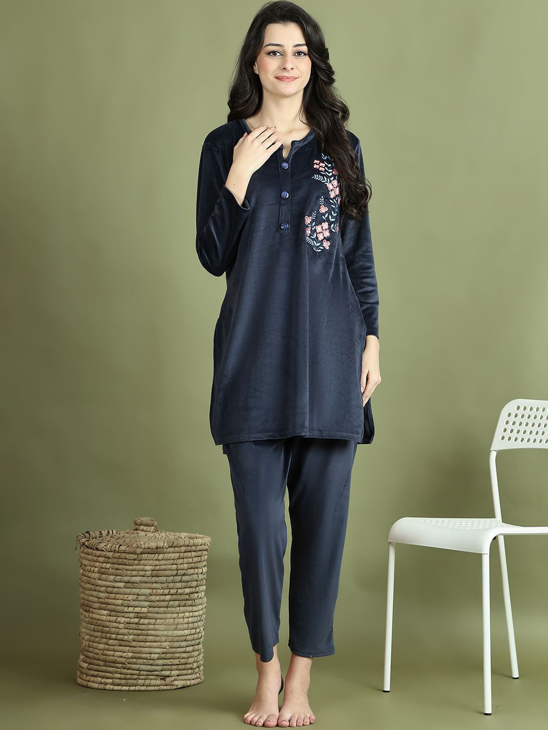 

TAG 7 Women Night suit, Navy blue