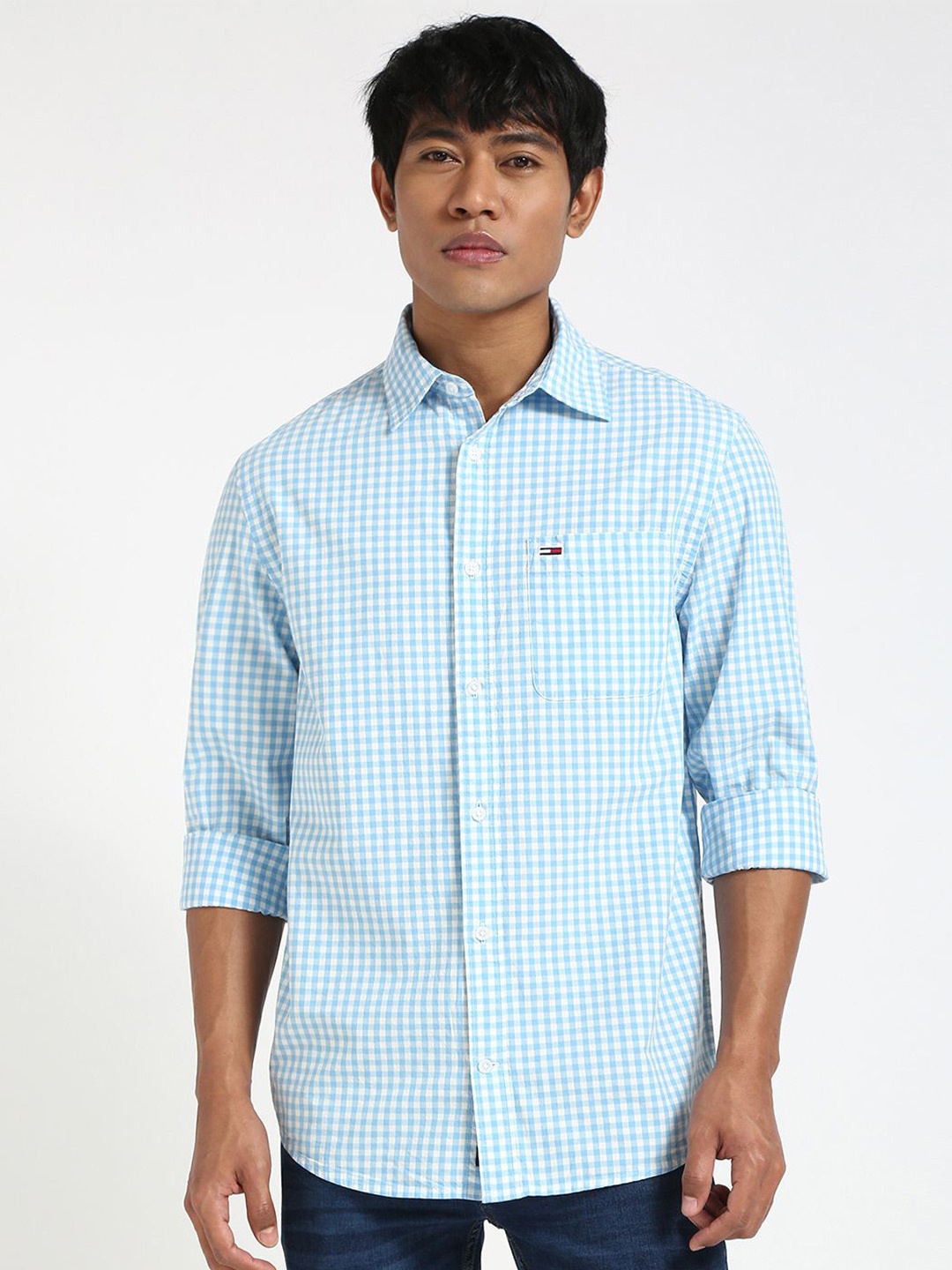 

Tommy Hilfiger Men Spread Collar Gingham Checked Cotton Casual Shirt, Blue