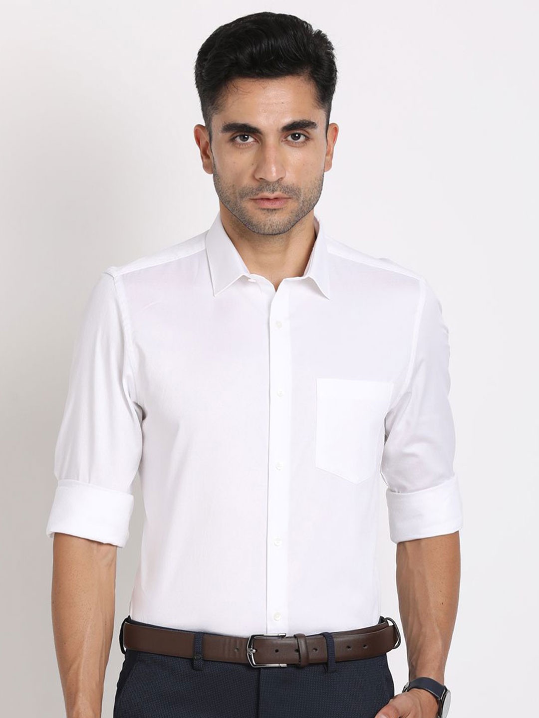 

Turtle Men Standard Spread Collar Solid Cotton Formal Shirt, White