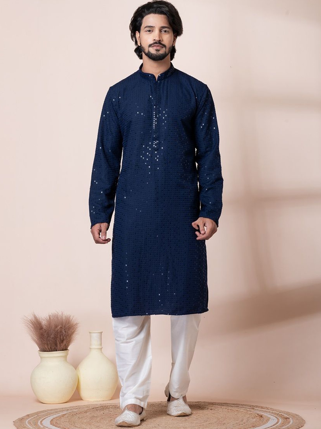 

HU - Handcrafted Uniquely Men Geometric Embroidered Kurta, Navy blue