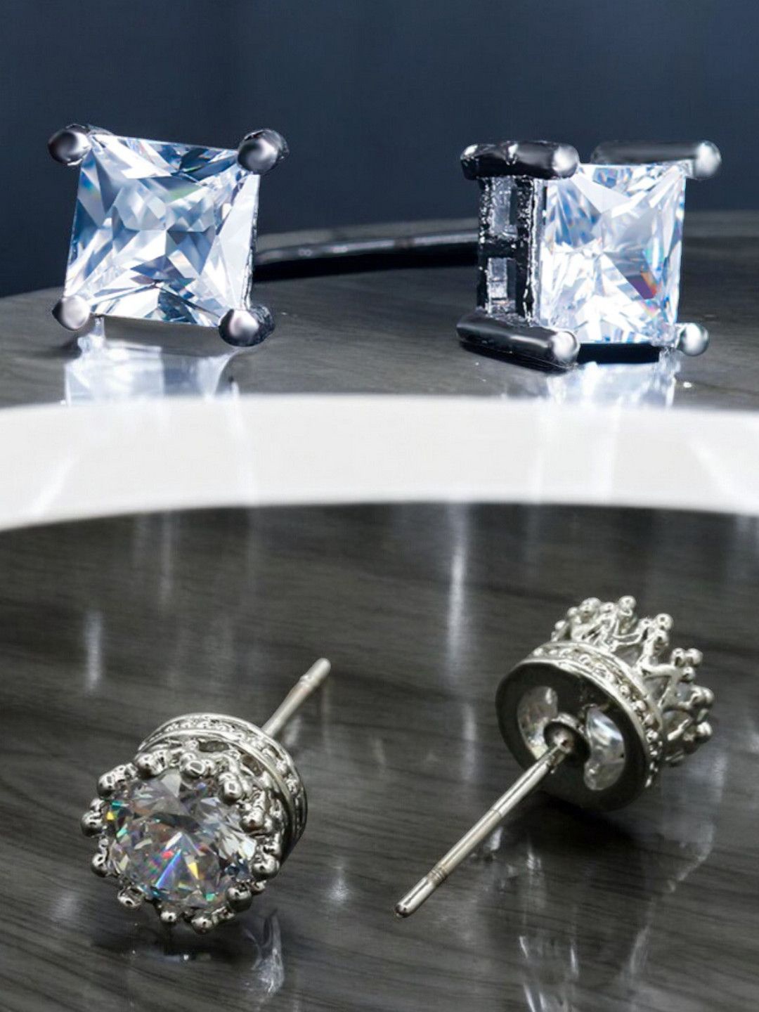 

The Roadster Lifestyle Co Set Of 2 CZ Studded Stud Earrings, Silver