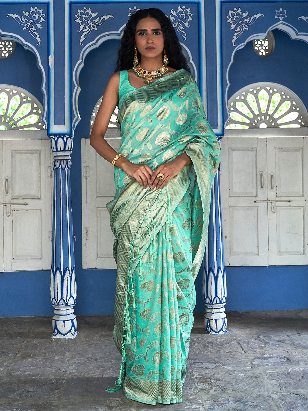 

KALINI Sea Green Chanderi Silk Floral Saree with Unstitched Blouse Piece