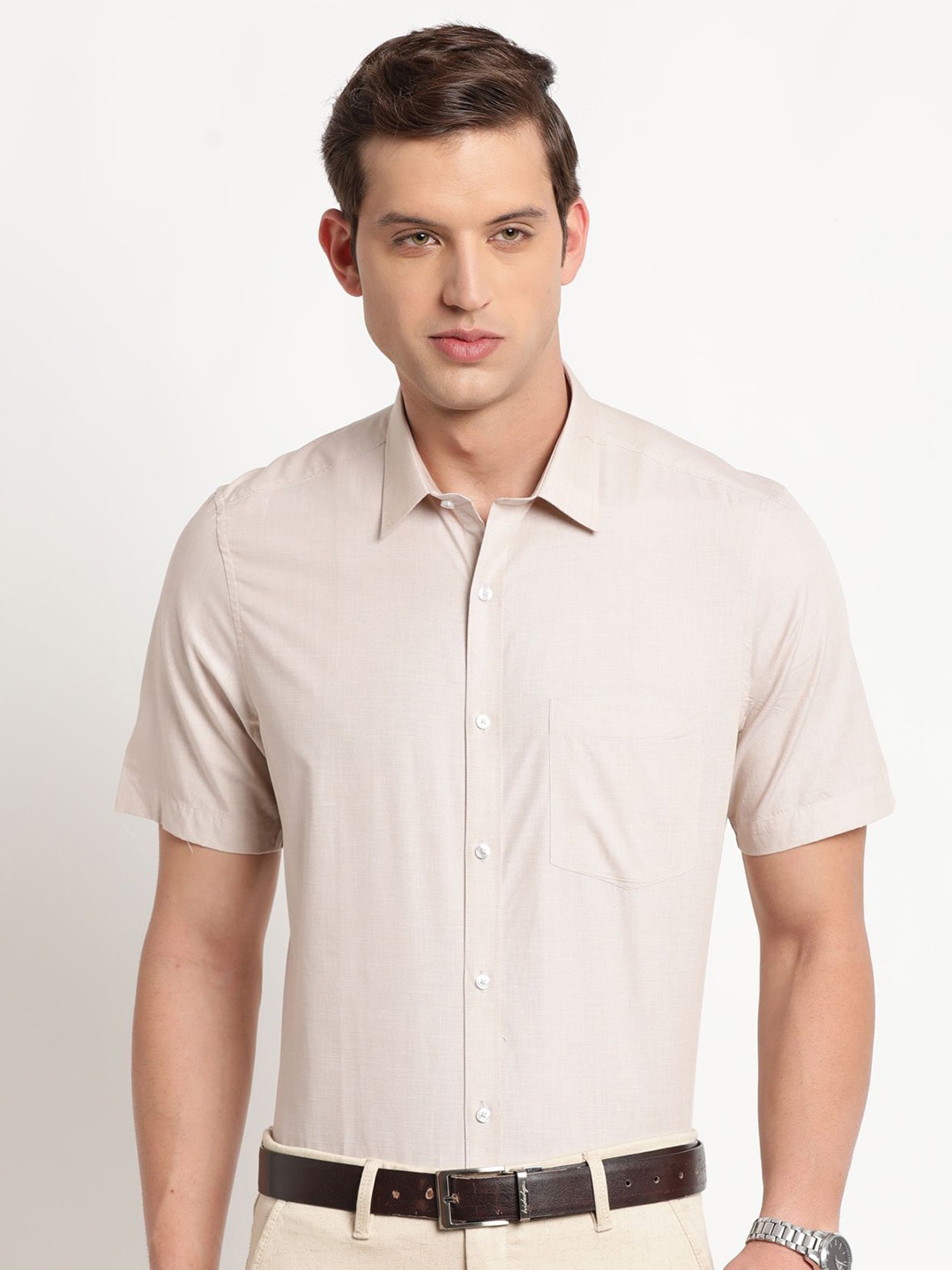 

Turtle Men Standard Spread Collar Solid Cotton Slim Fit Formal Shirt, Beige