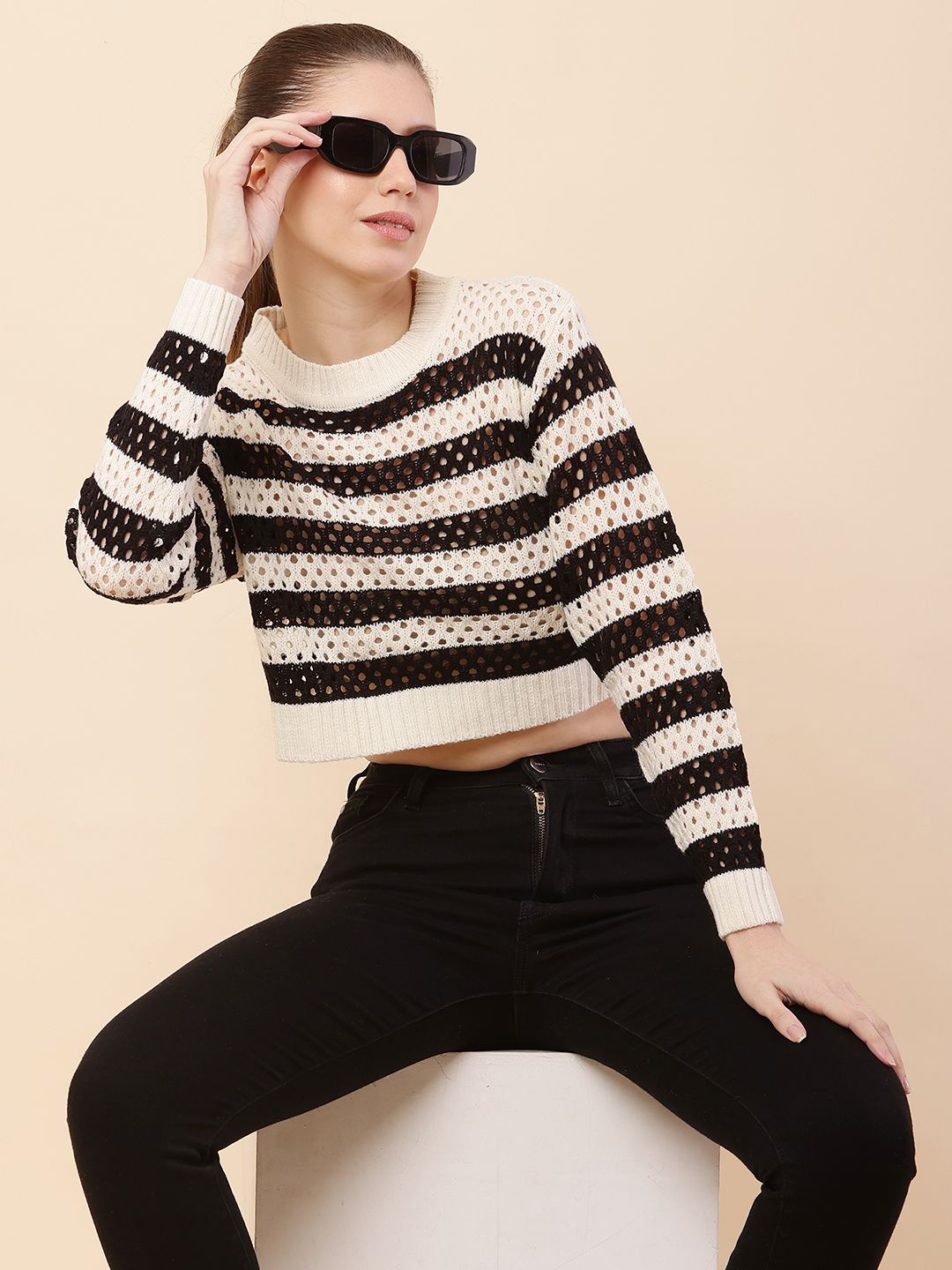 

NoBarr Women Striped Cotton Crop Pullover, Black