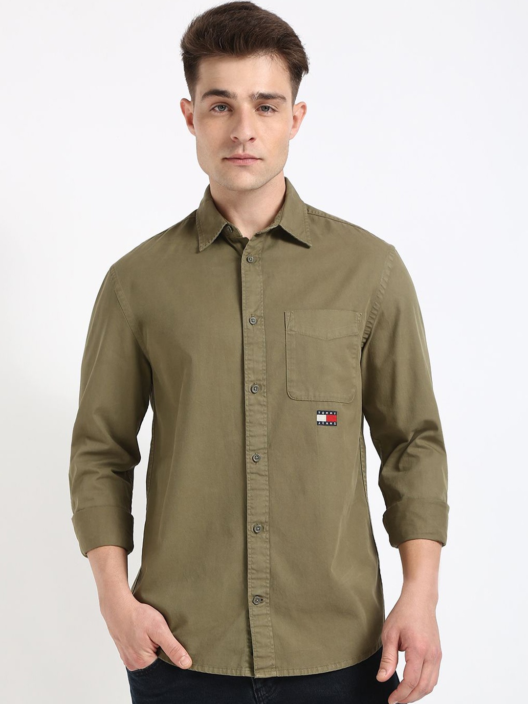 

Tommy Hilfiger Men Spread Collar Solid Cotton Casual Shirt, Green