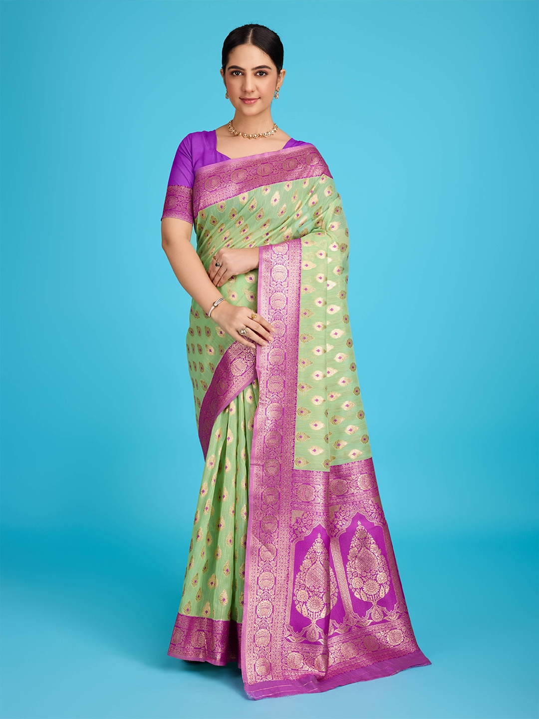 

Kriyansh Woven Design Zari Pure Linen Banarasi Saree, Green