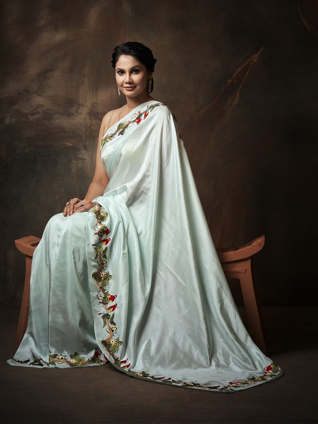 

House of Deepthi Embroidered Pure Silk Saree, Green