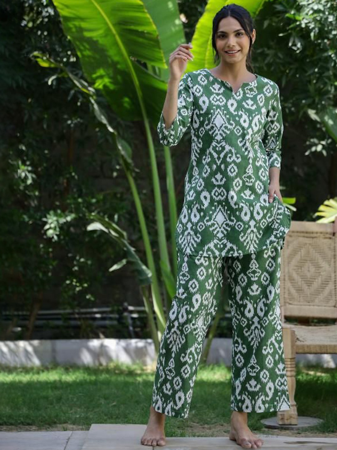 

FLAVIA CREATION Printed Pure Cotton Night Suit, Green