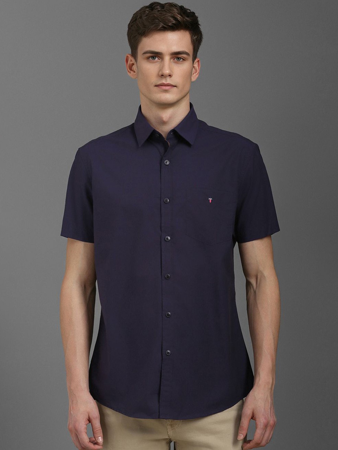 

Louis Philippe Sport Men Slim Fit Pure Cotton Casual Shirt, Navy blue