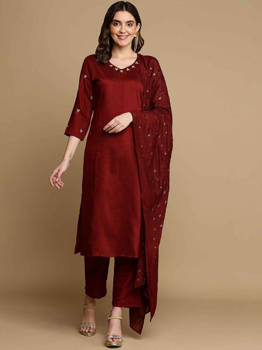 

Shiv ali apparels Geometric Woven Design Mirror Work Kurta with Trousers & Dupatta, Maroon