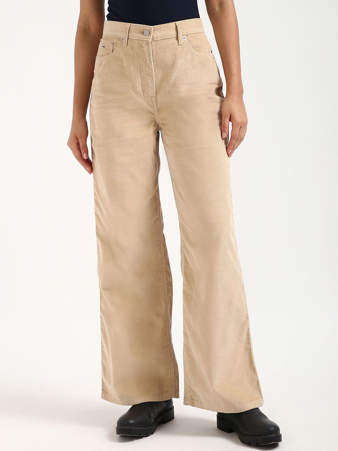 

Tommy Hilfiger Women Loose Fit Mid-Rise Trousers, Beige